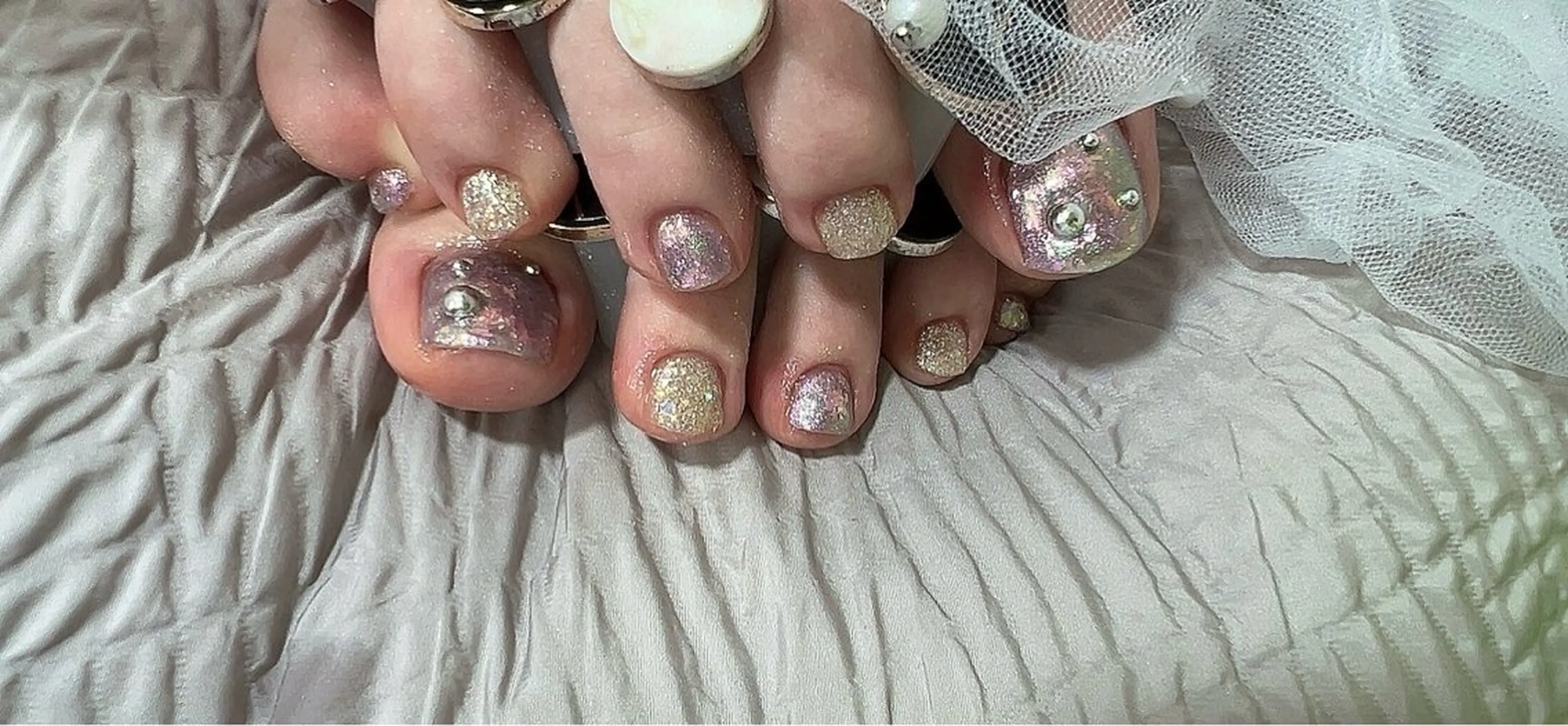 ネイル ニュアンスネイル フットネイル Ruana Nailのネイルデザイン
