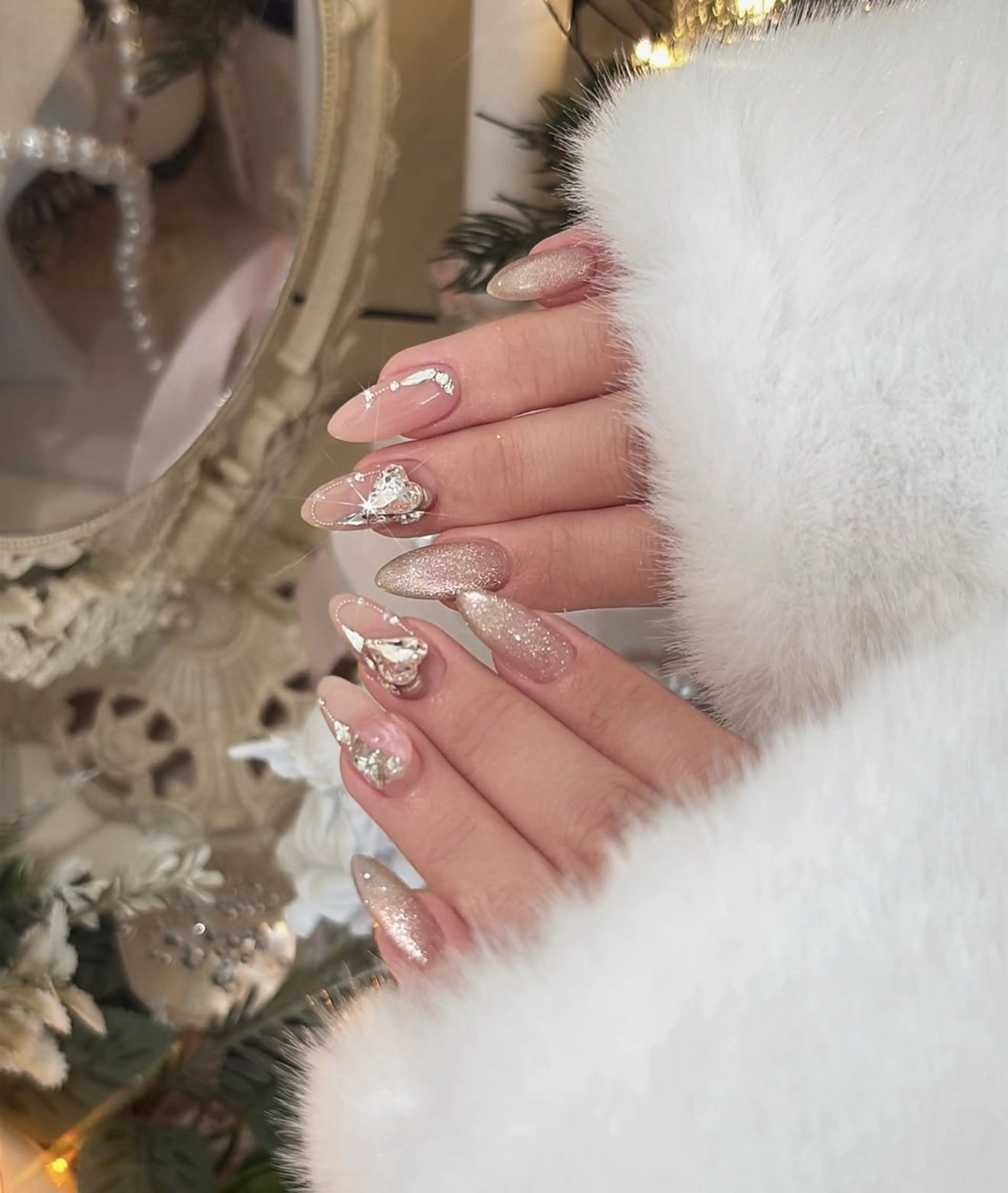 ネイル フラッシュネイル フレンチネイル グラデーション キラキラネイル 韓国ネイル ハンドネイル Lunaa 池袋のネイルデザイン