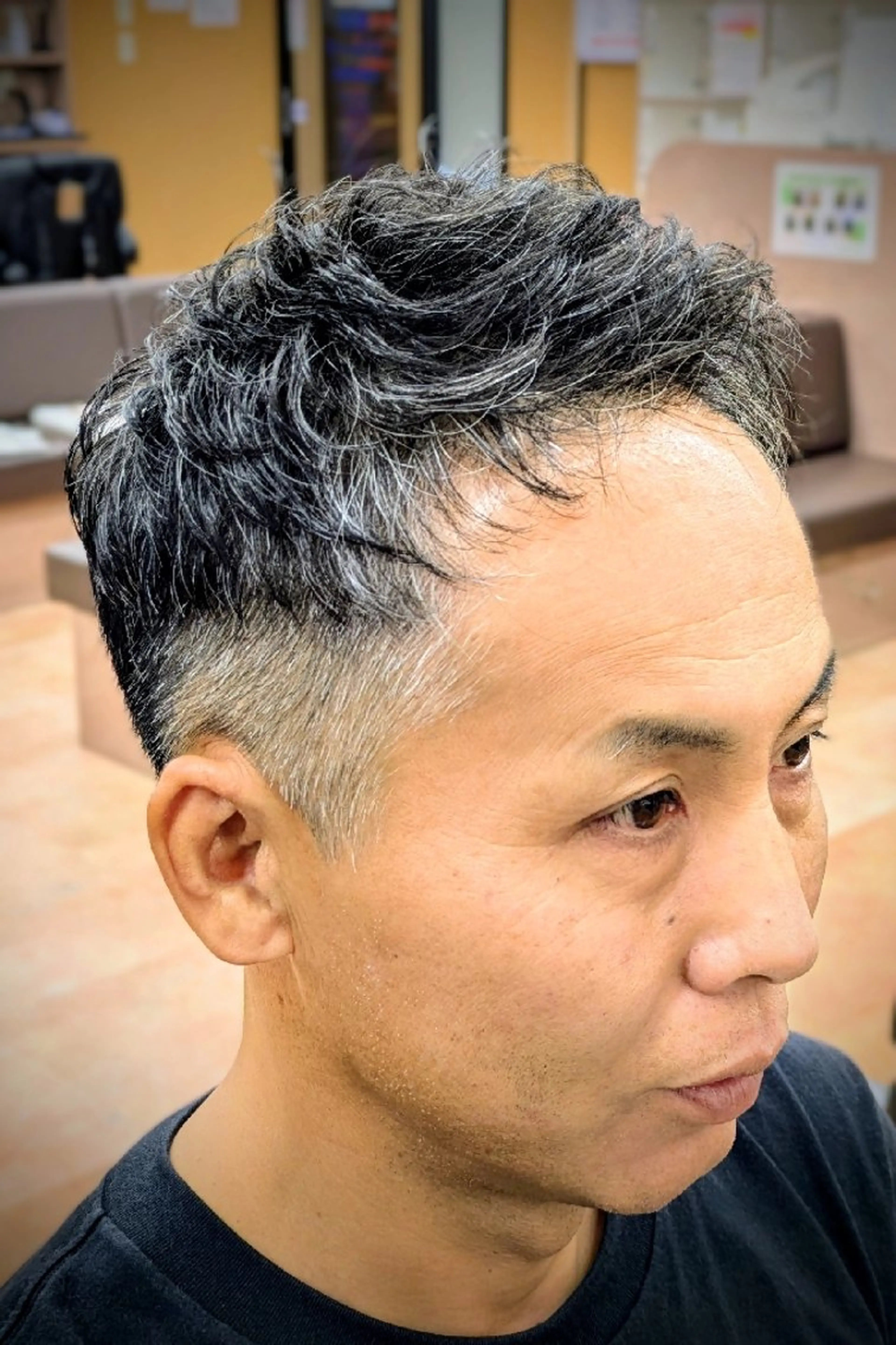 ショート パーマ 理容プラージュ燕三条 福井のヘアスタイル