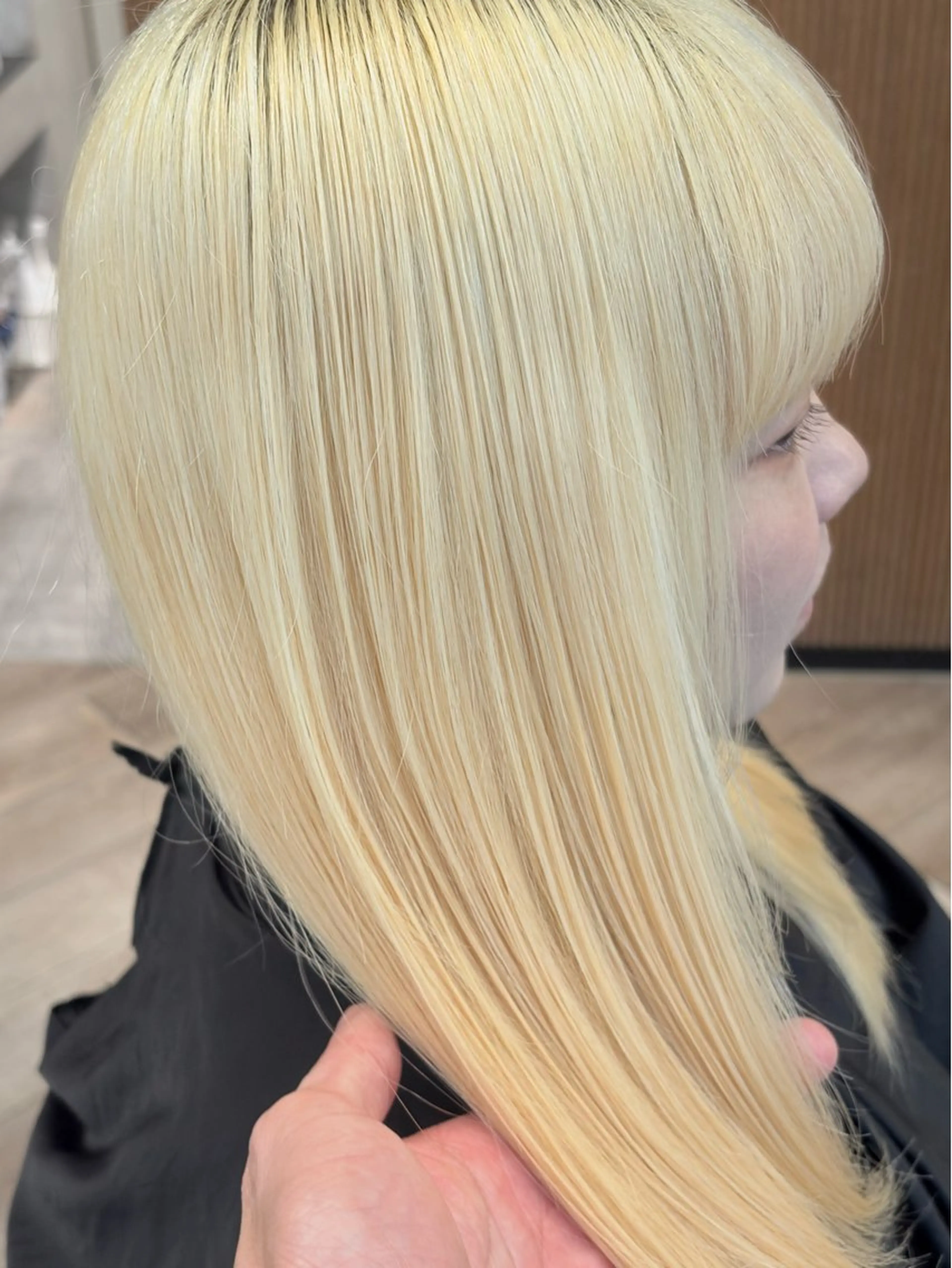 【当日予約OK】【17時以降もOK】ケアブリーチリタッチ➕オンカラー➕トリートメントの写真