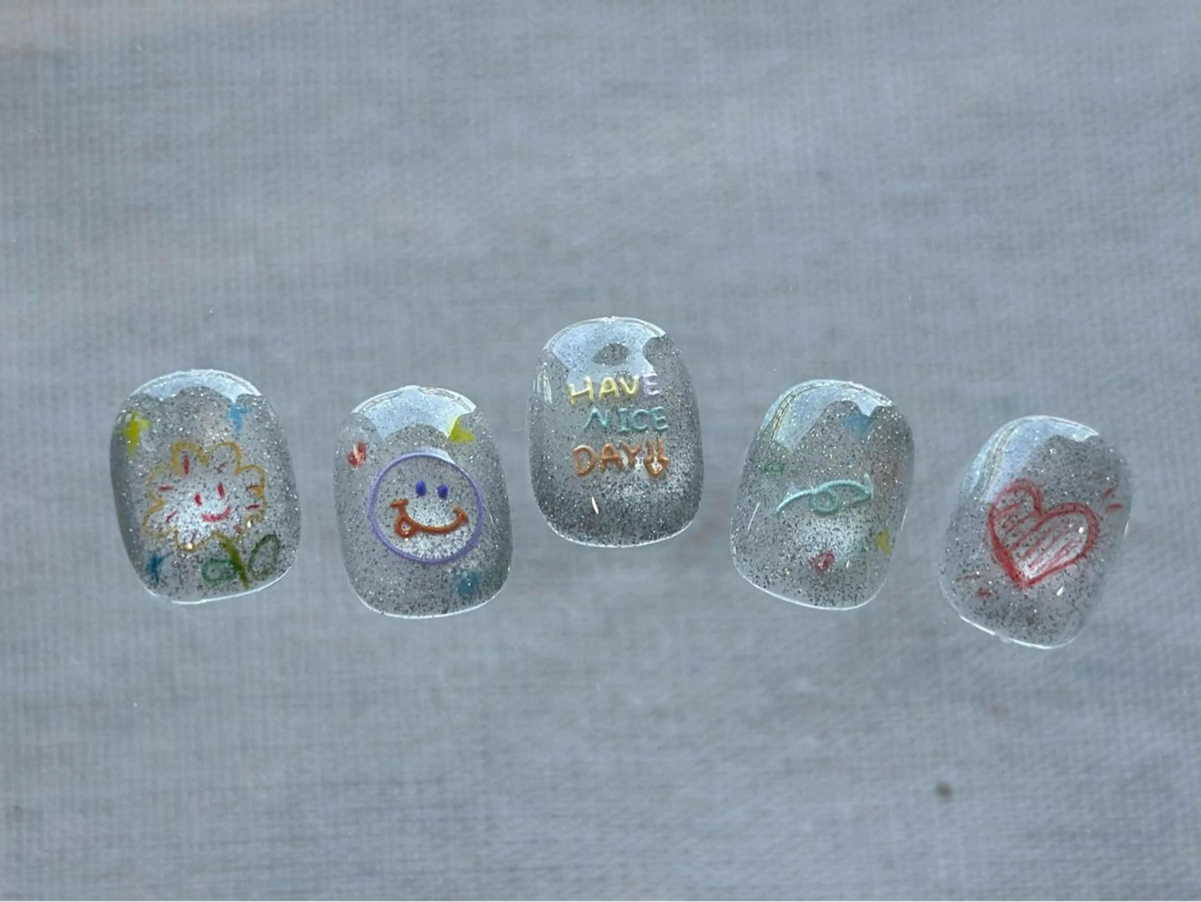 ネイル アートネイル ハート ラメ(グリッター) ANOVA アノヴァのネイルデザイン