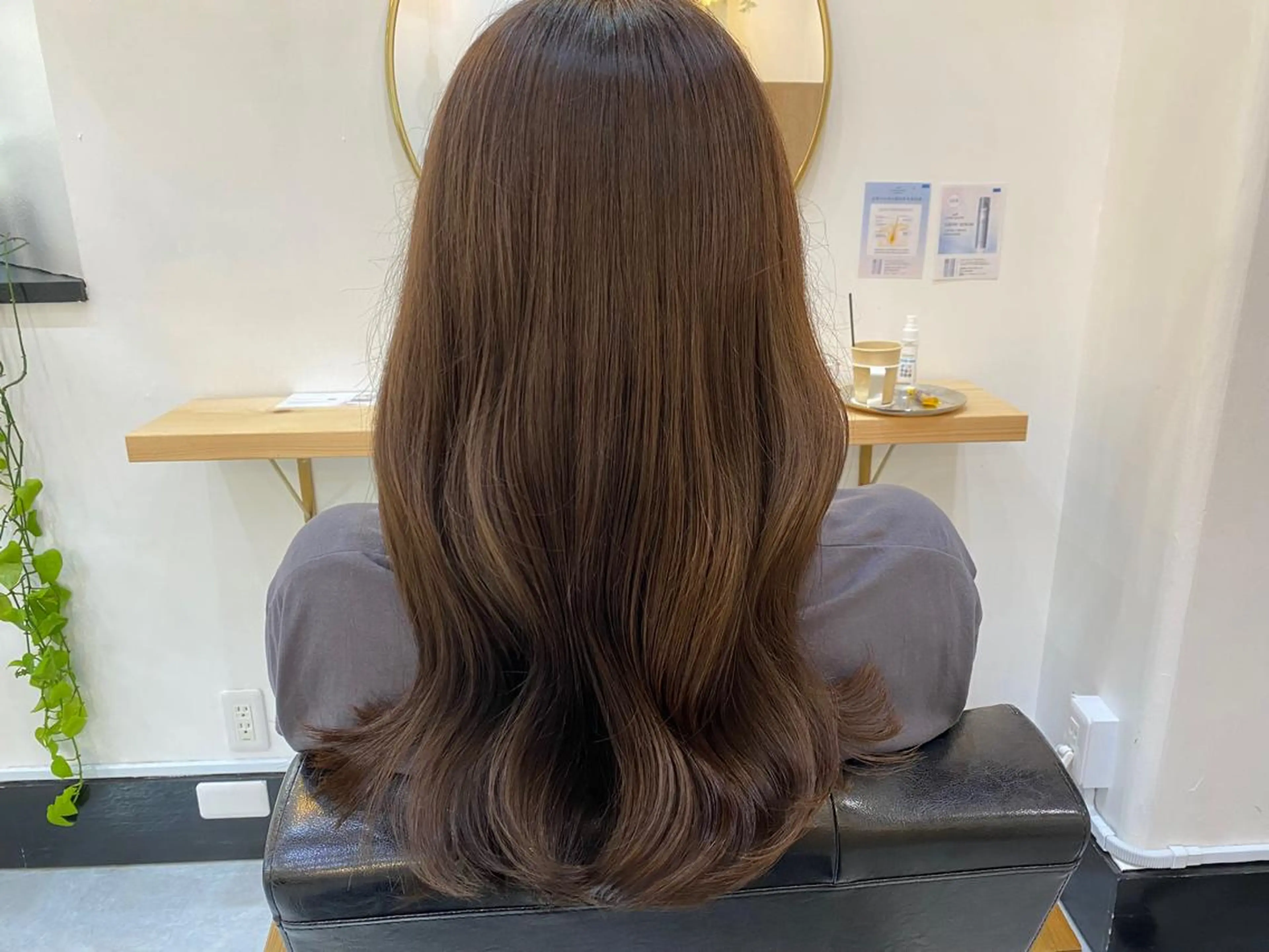 ロング カラー アッシュ 透明感カラー イルミナカラー ロング カット ヘアカラー トリートメント ヘッドスパ CARICIA🌱 masaeのヘアスタイル