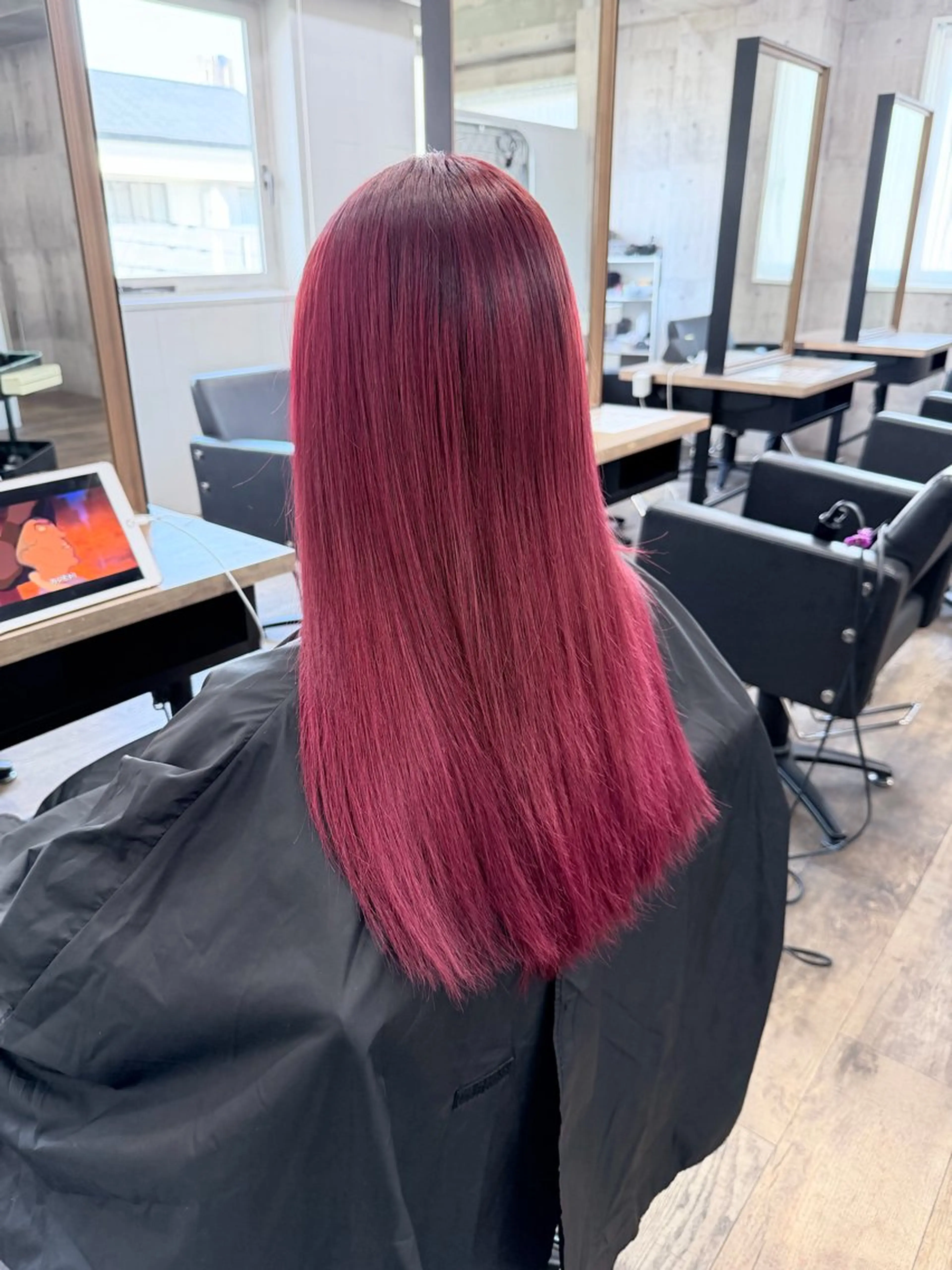 ロング ボブ ハイライト レイヤーカット サニーサイド大名 ダブルカラー髪質改善のヘアスタイル