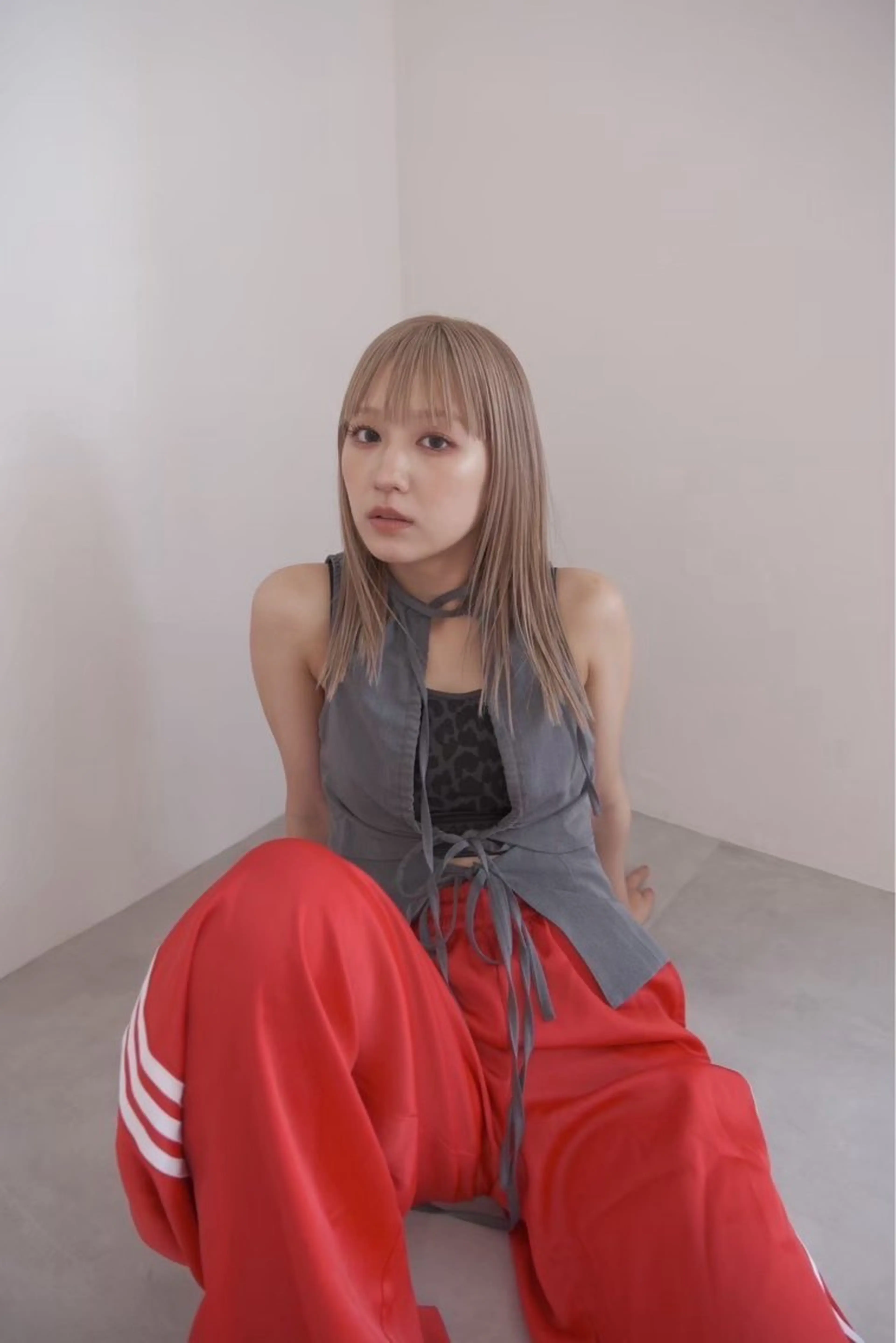 ミディアム Tsukasa/ ハイトーン/寒色のヘアスタイル