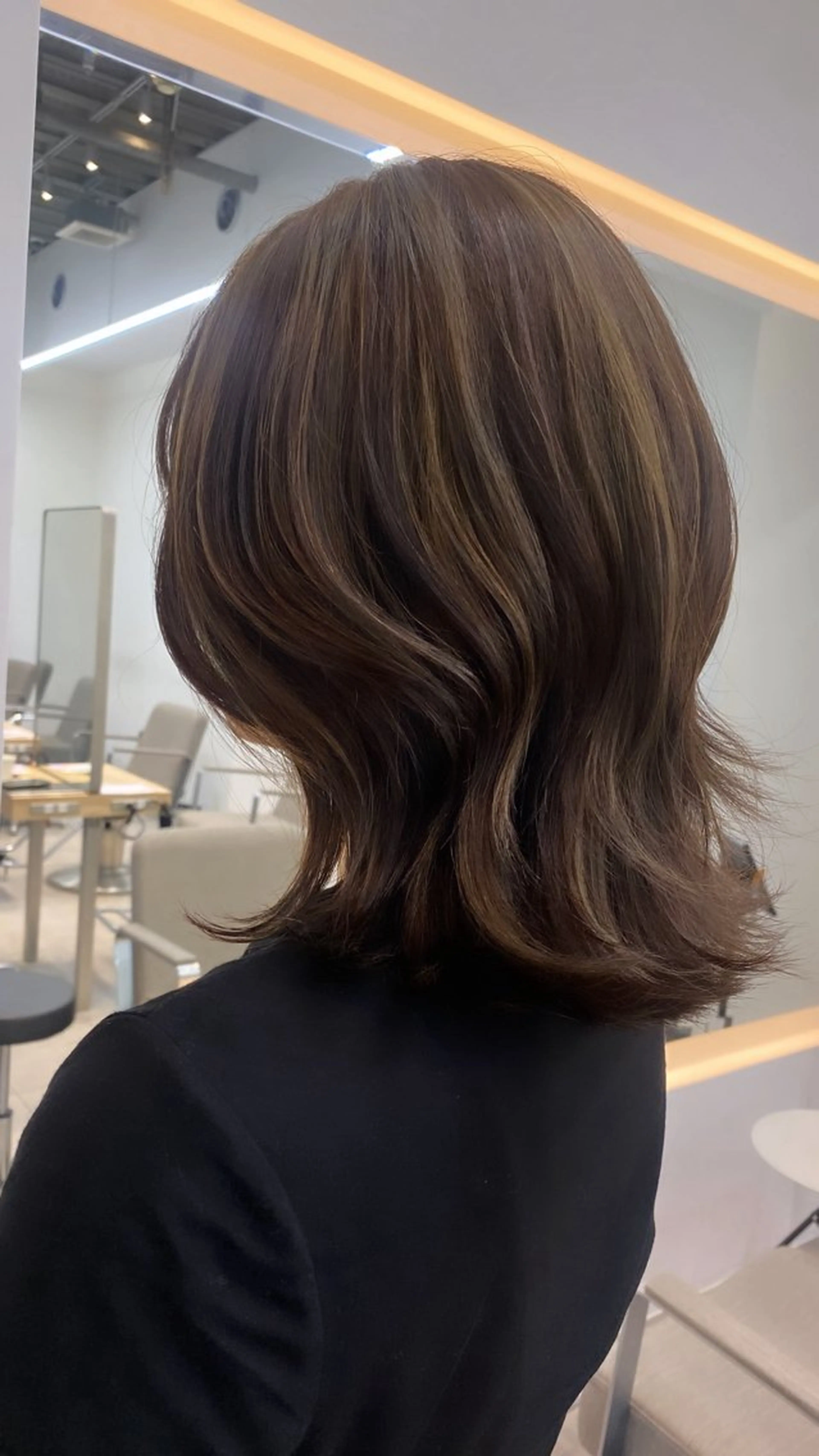 カラー レイヤー/ベージュ/ どますず🌺のヘアスタイル