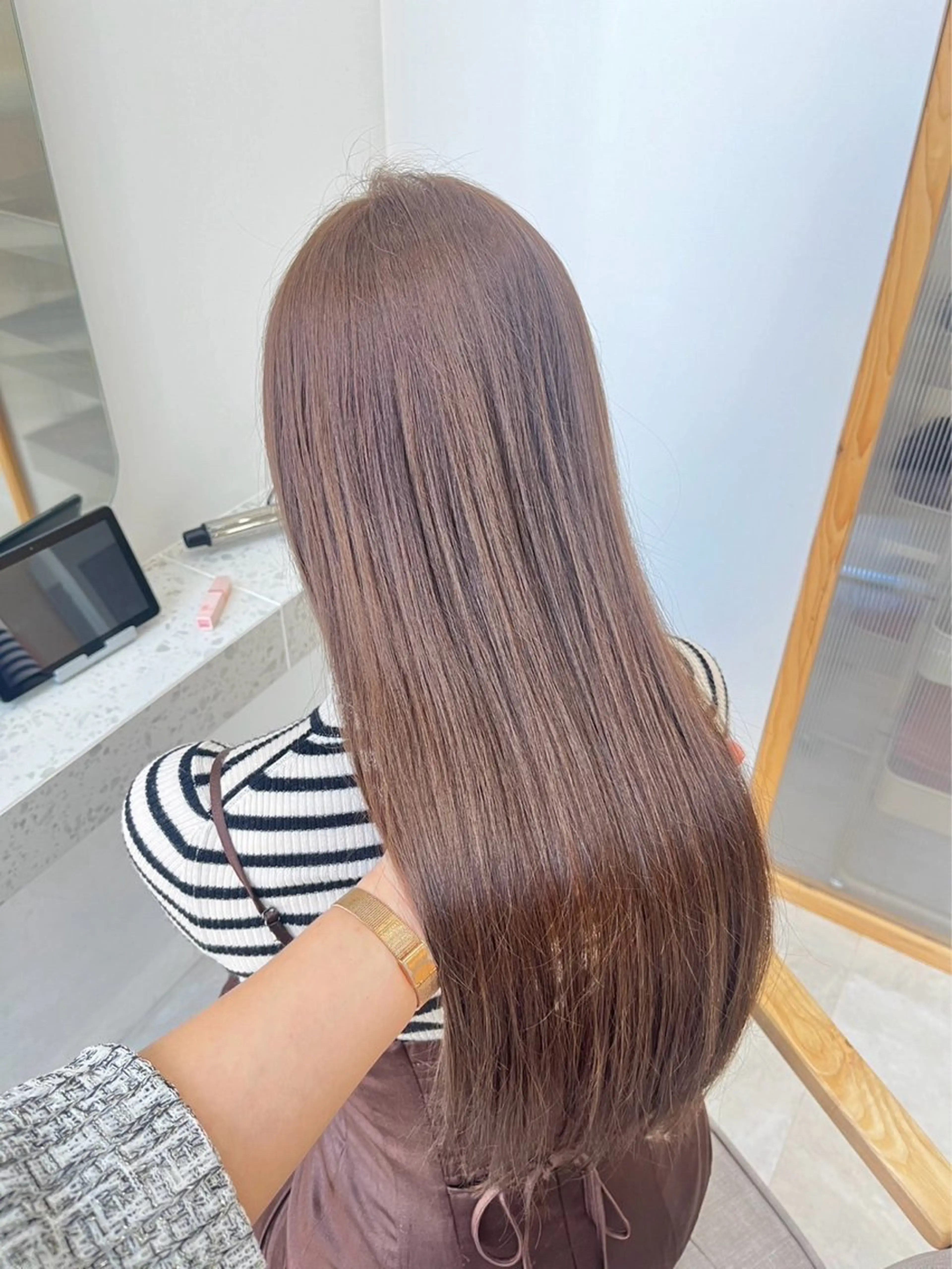 ミディアム カラー ヘアアレンジ 🥀暖色韓国ヘア💕 保科侑花のヘアスタイル