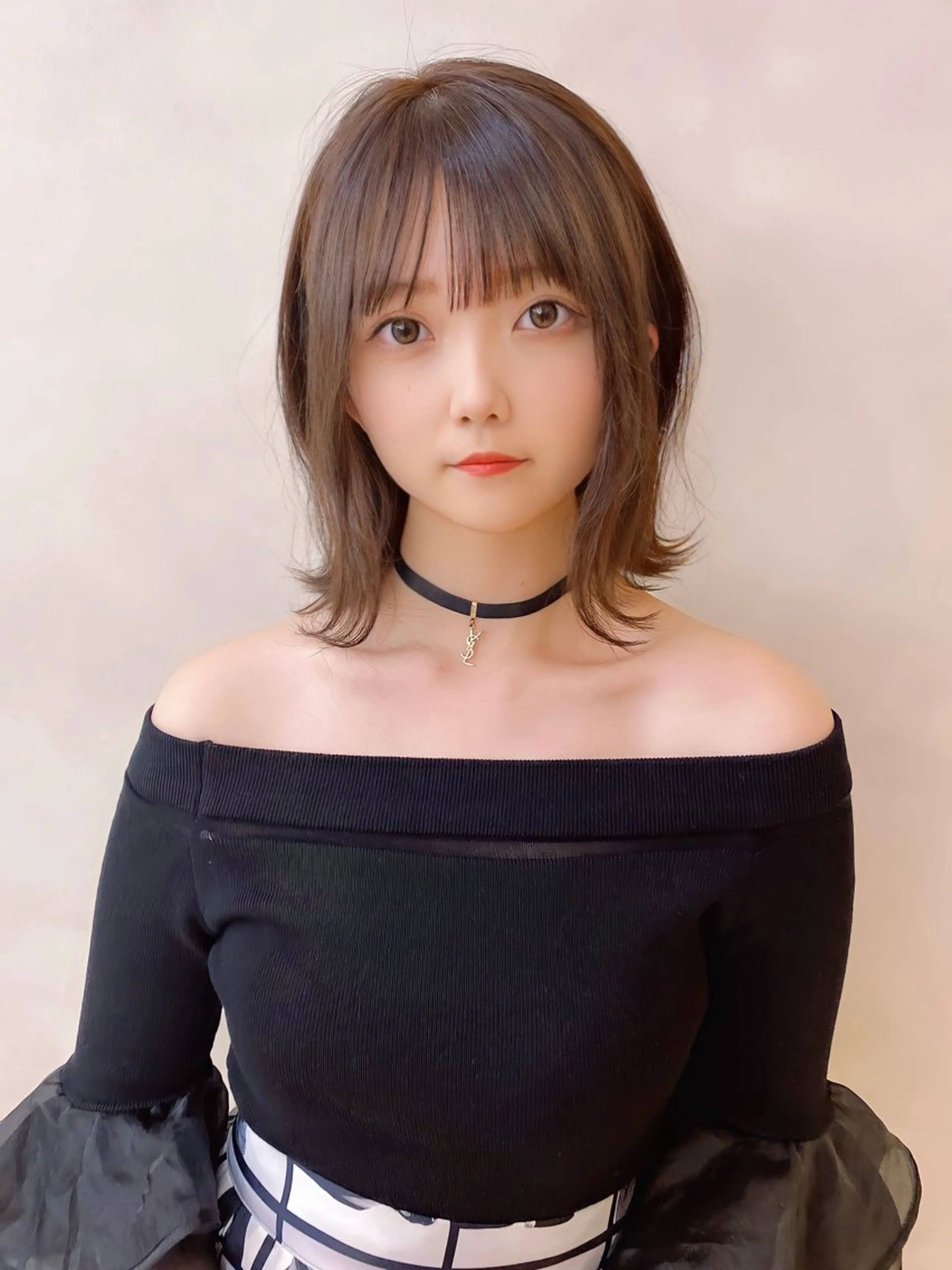 ミディアム ミディアムレイヤー レイヤーカット 小顔カット 外ハネヘア 【広尾/恵比寿】 カットカラーのヘアスタイル