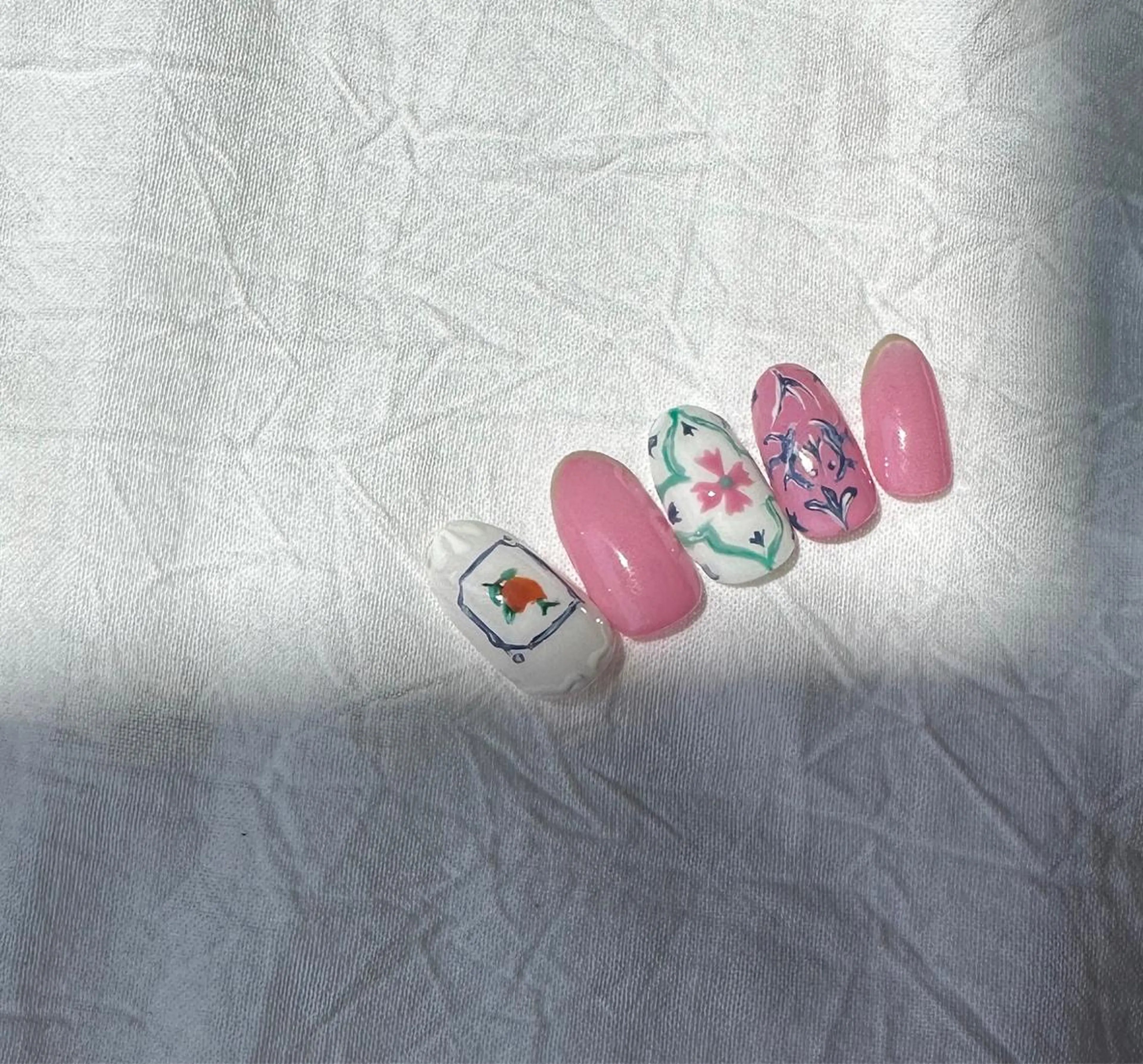 ネイル アートネイル 駒月 明日香の眉毛・アイブロウイメージ