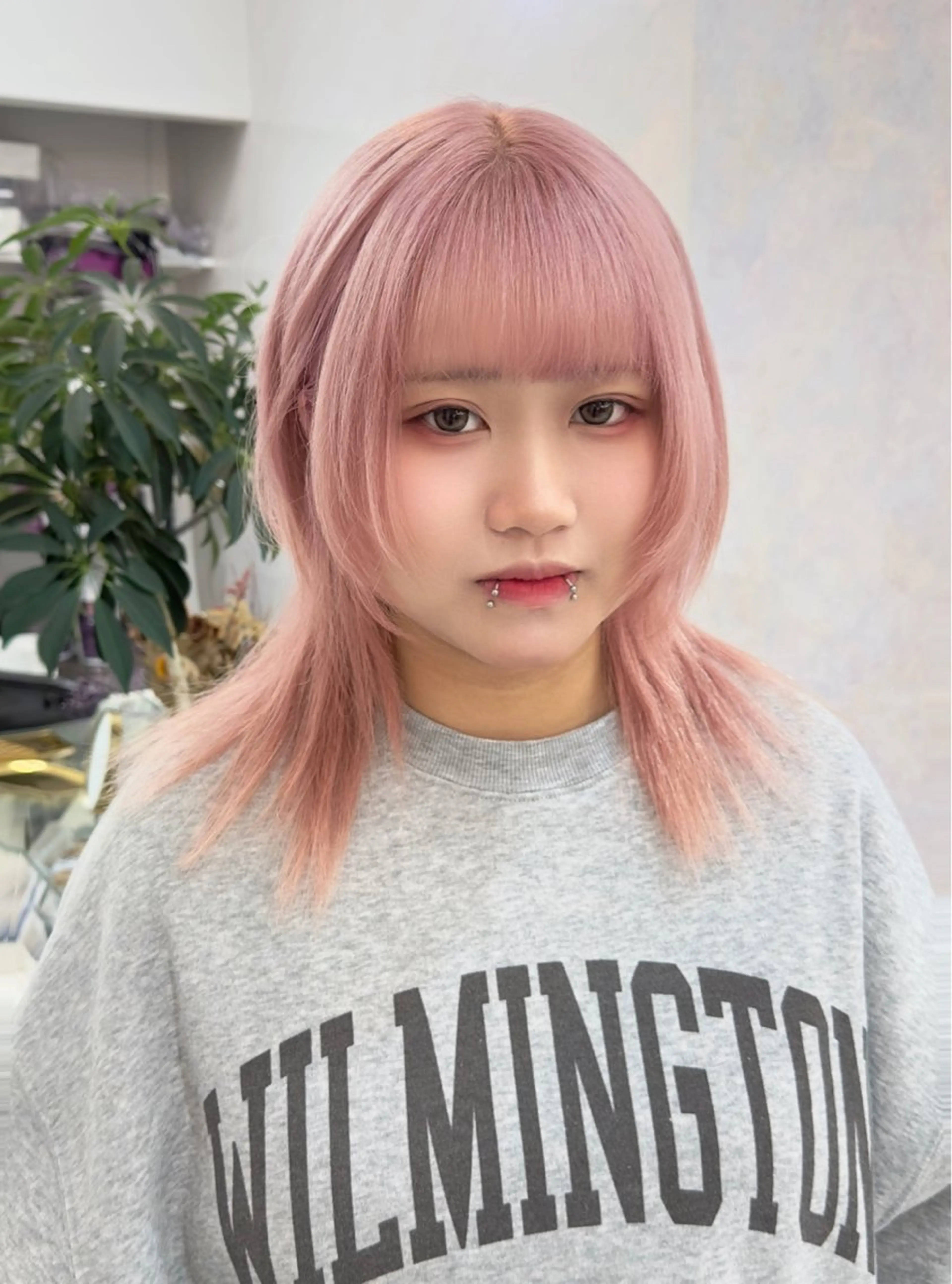 ミディアム ヘアカラー トリートメント 🤍ムラ修正ブリーチ 🤍原宿/YUUのヘアスタイル