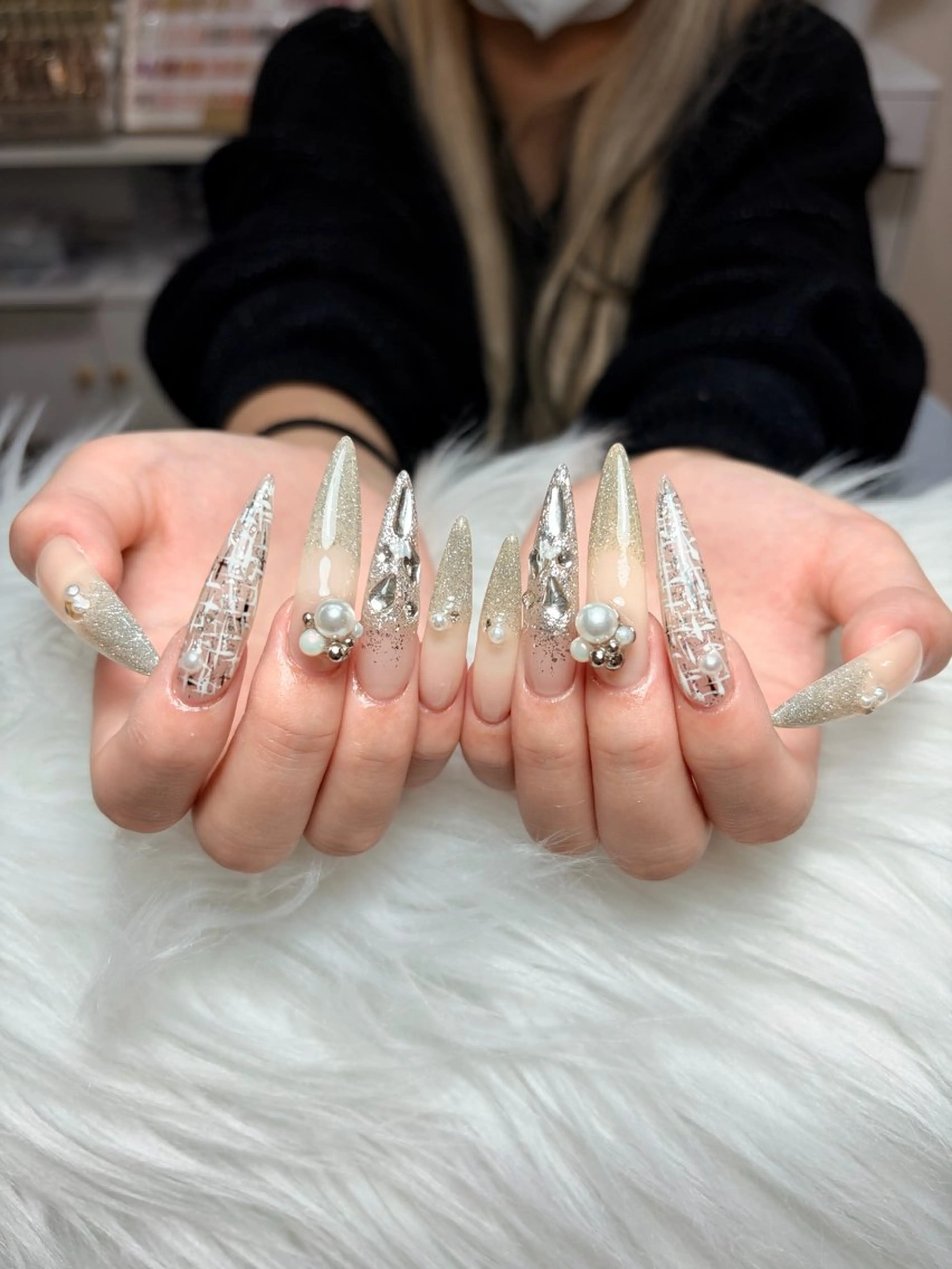 ネイル アートネイル 長さ出し ジェルネイル マグネットネイル ニュアンスネイル ハンドネイル Cloudy Chan Nailのネイルデザイン