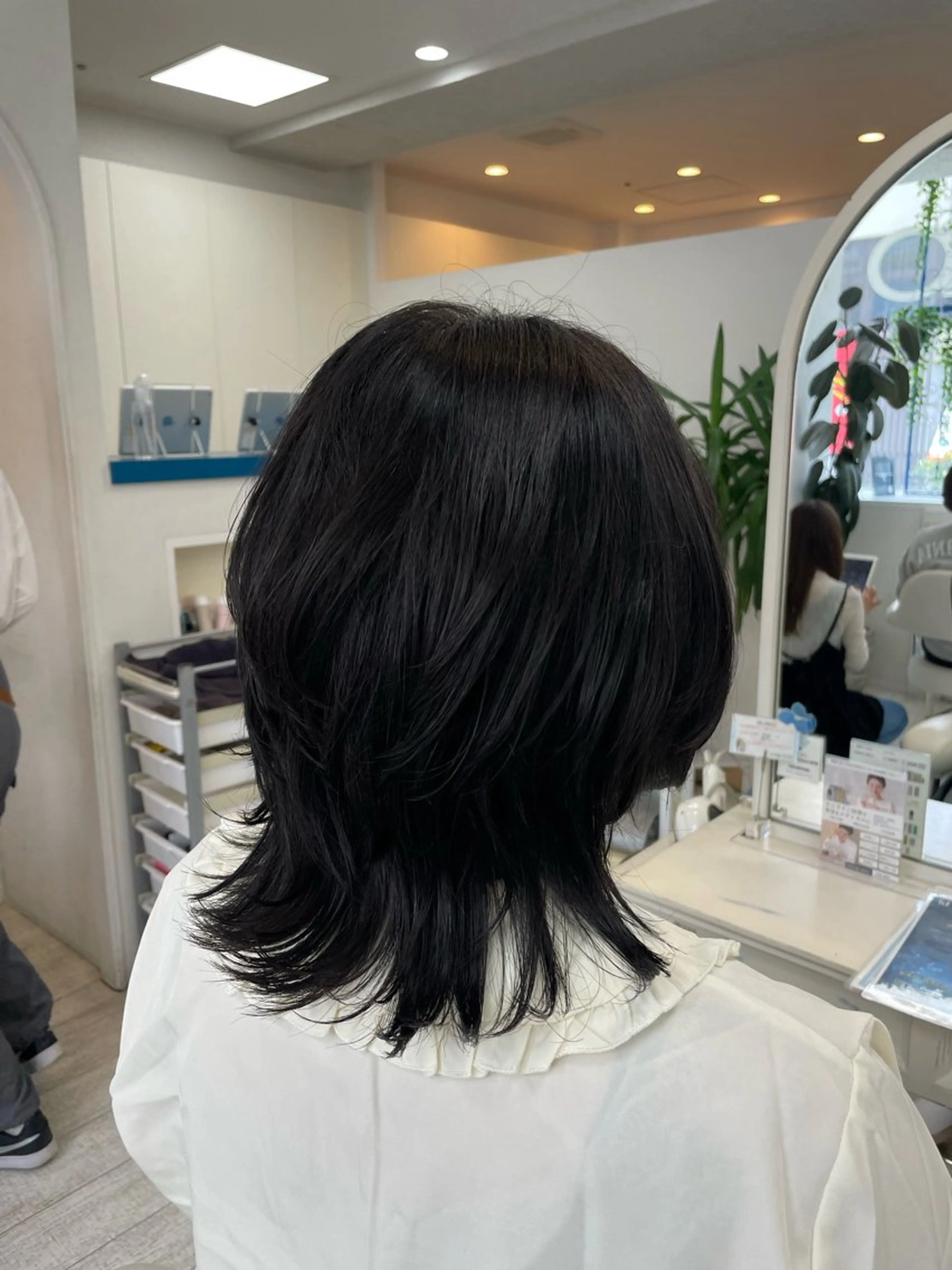 ミディアム ウルフカット カット 縮毛矯正 新籾 尚哉のヘアスタイル