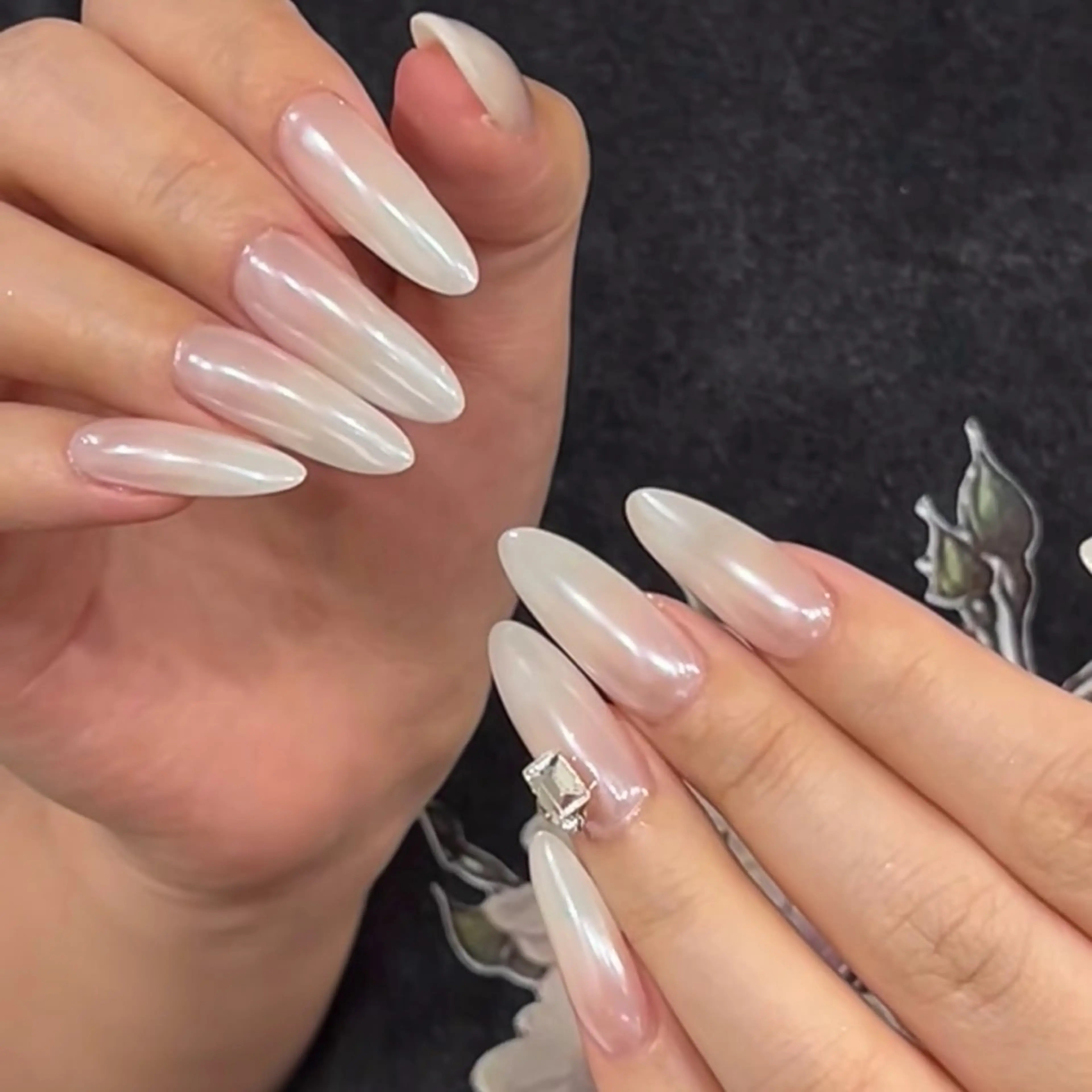 ネイル J&C Nail Salon吉祥寺所属・Yu  Ki ネイルのネイルデザイン