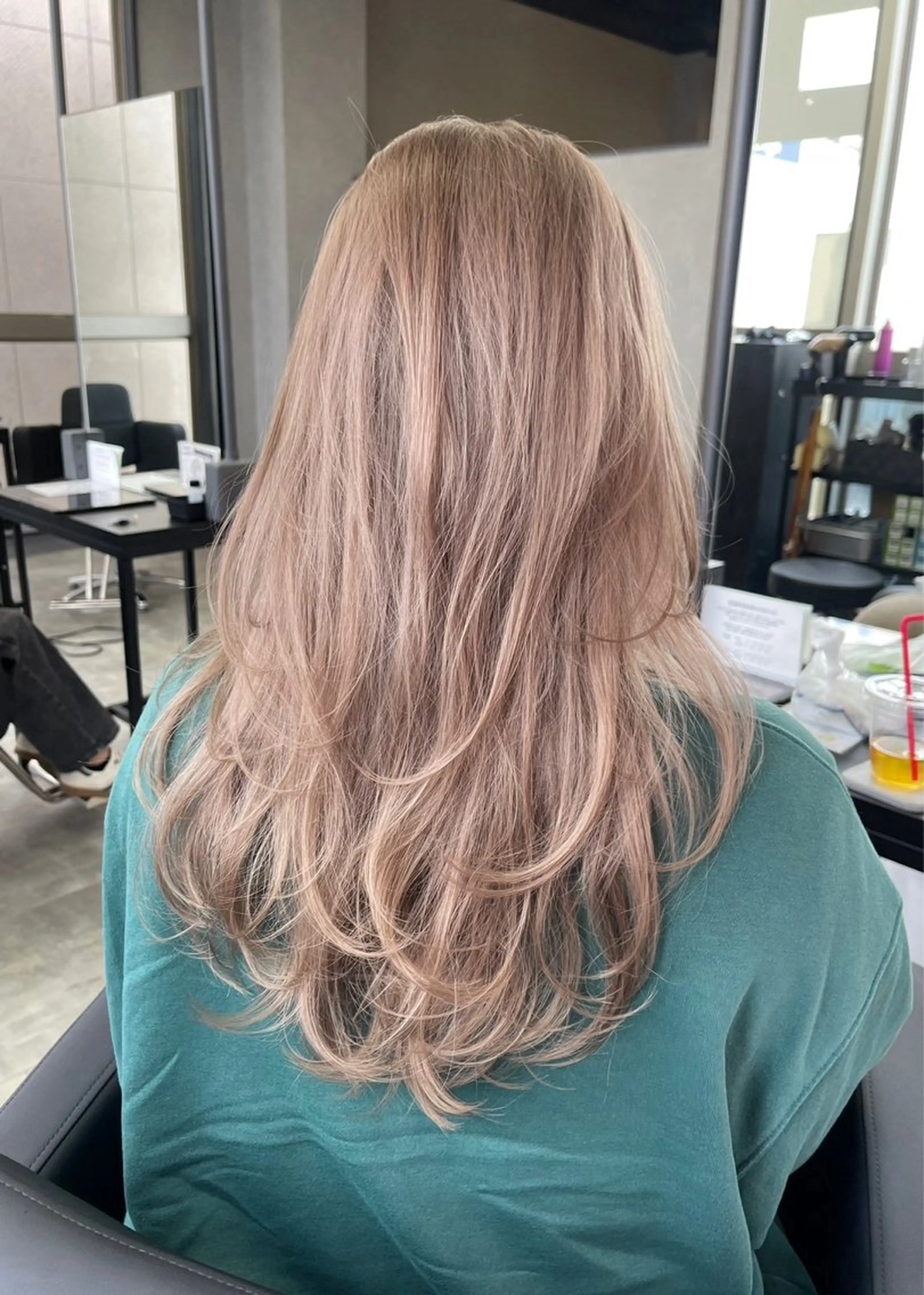 カラー ありさ/ モデル募集中🎀のヘアスタイル