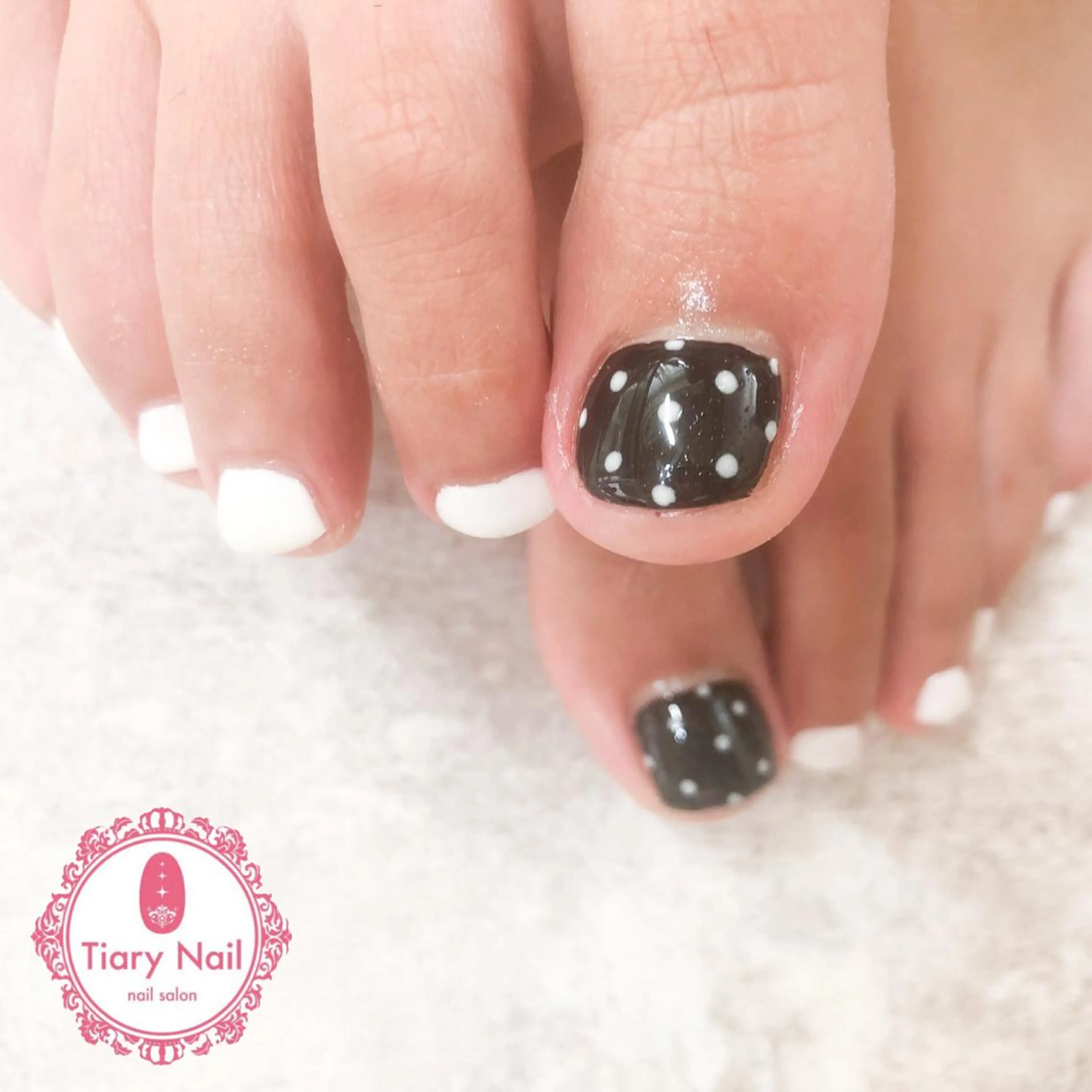 ネイル tiarynail K K🐼のネイルデザイン