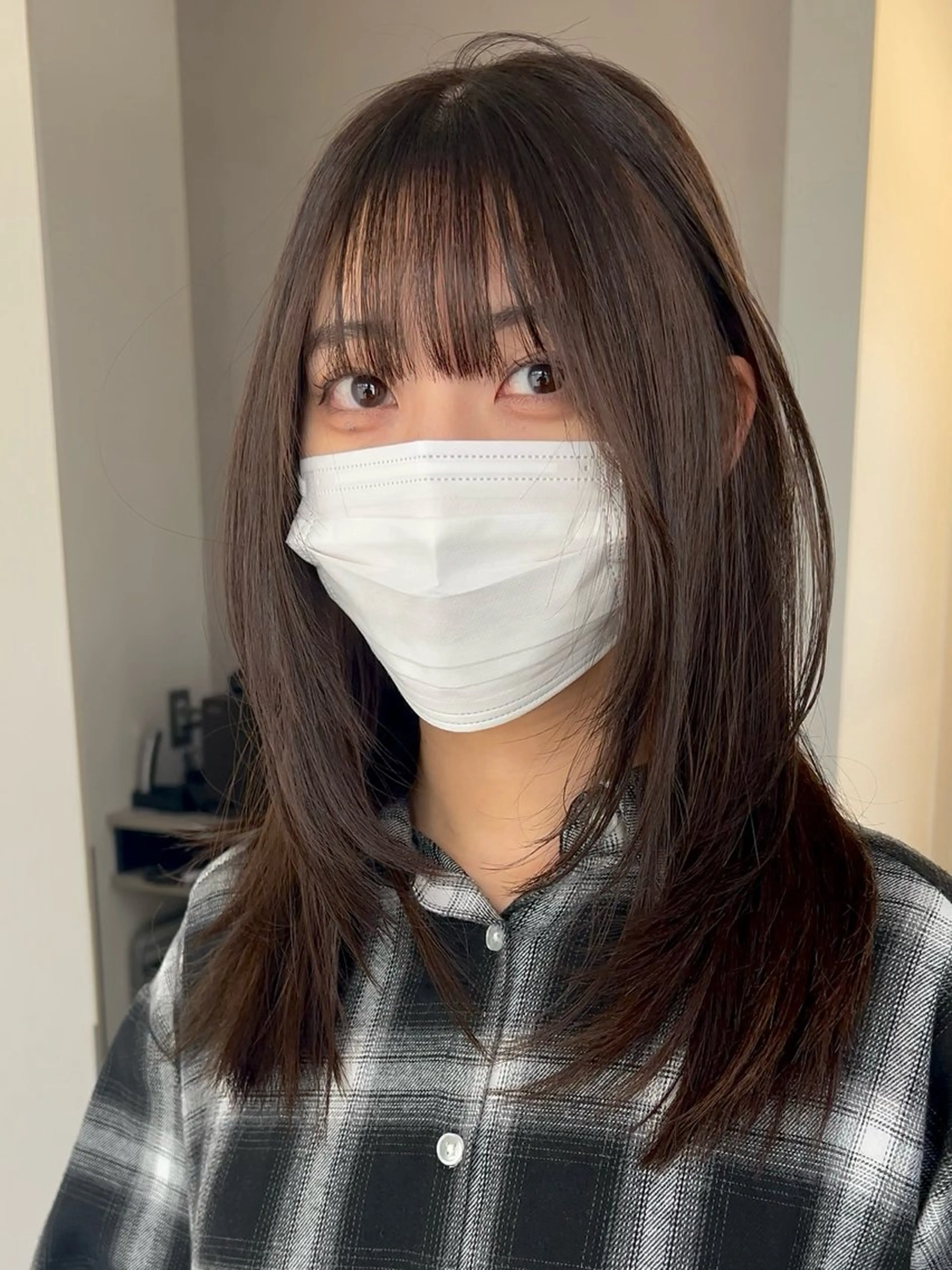 セミロング カラー 顔まわりレイヤー レイヤーカット ヨシモトリョウ 髪質改善/美髪のヘアスタイル