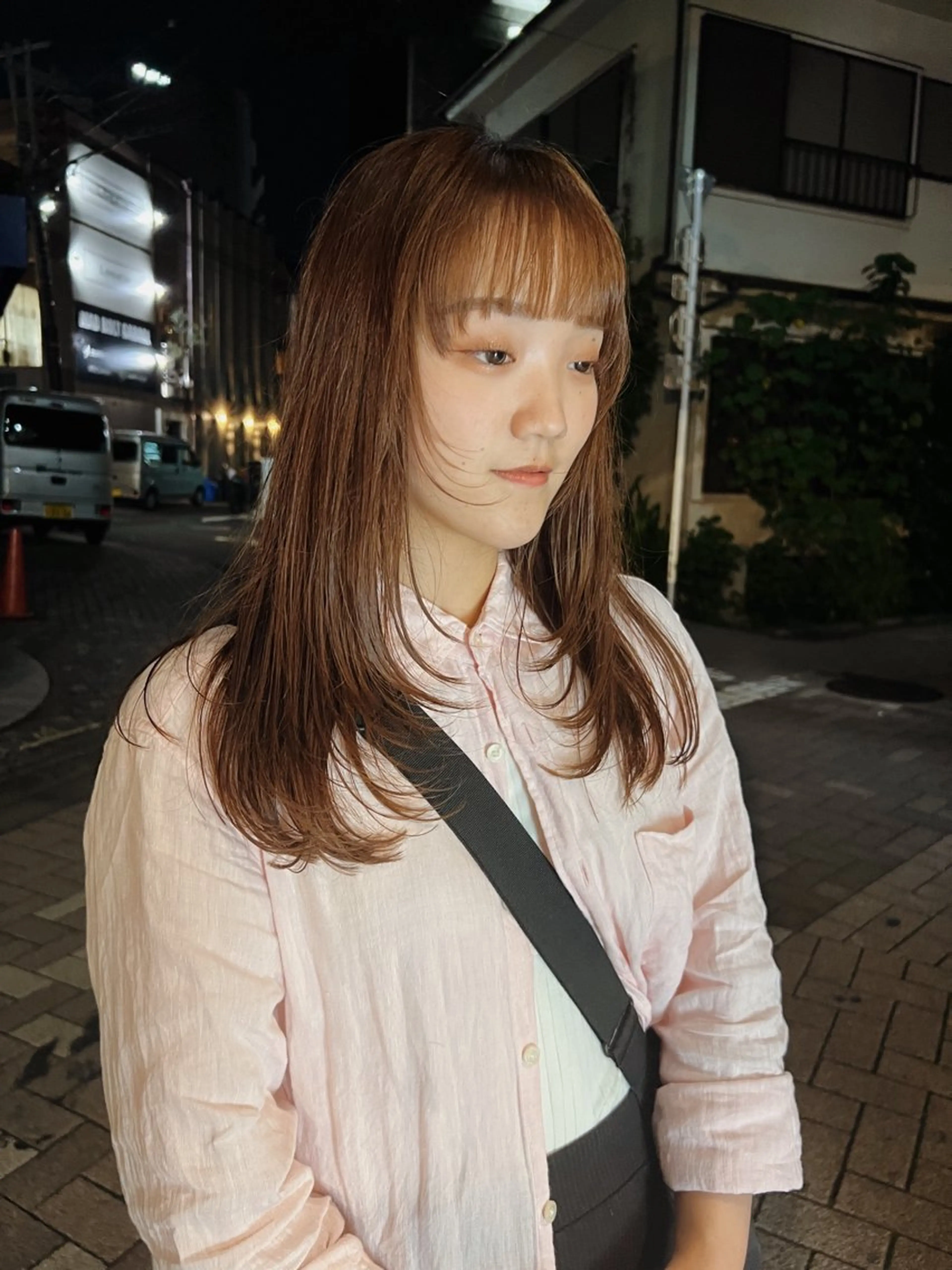 セミロング カラー パーマ ヘアアレンジ 顔まわりレイヤー レイヤーカット ショートヘア原宿 fifth コシのヘアスタイル