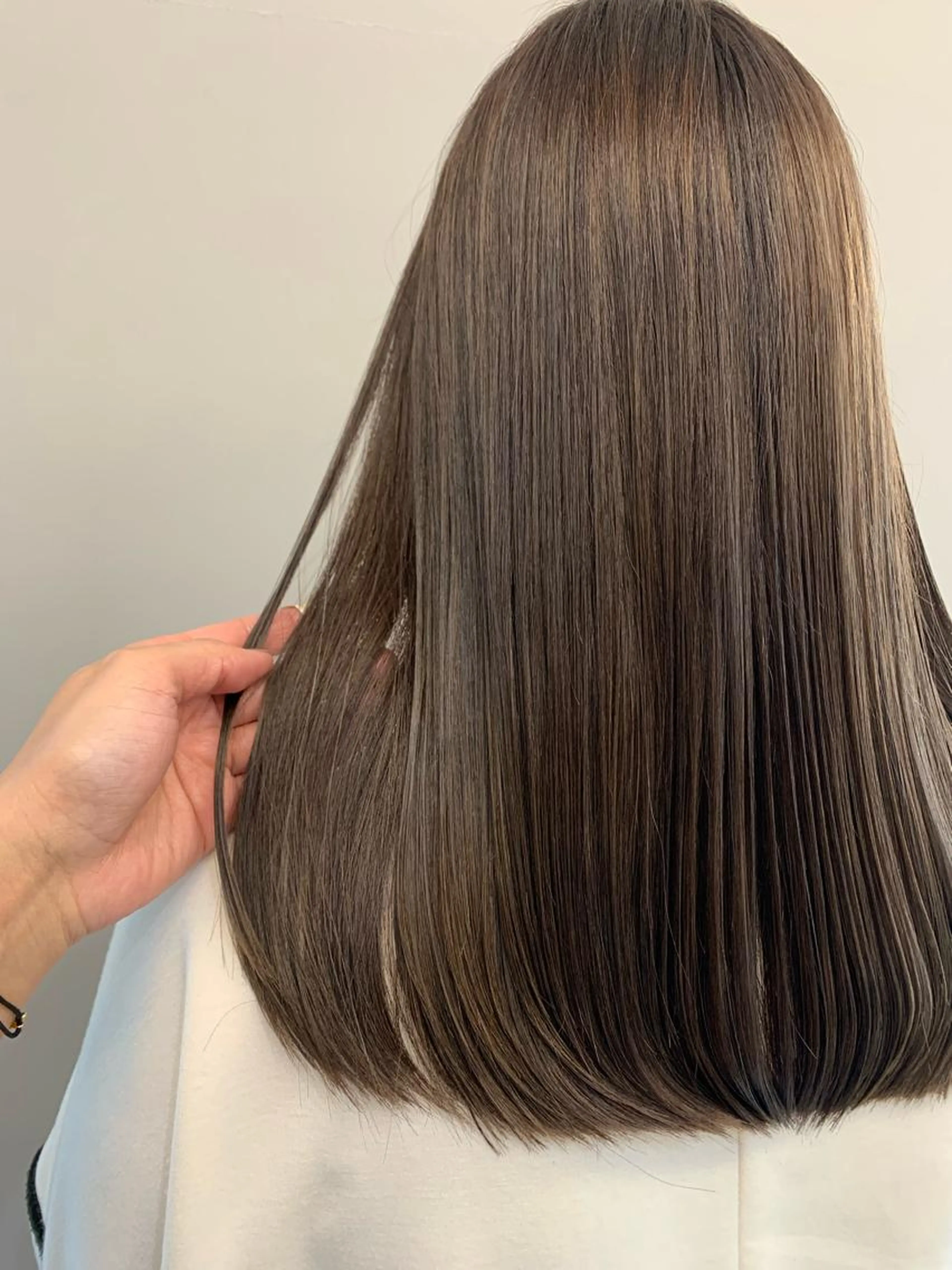 カット+透明感カラー+2stepトリートメントの写真