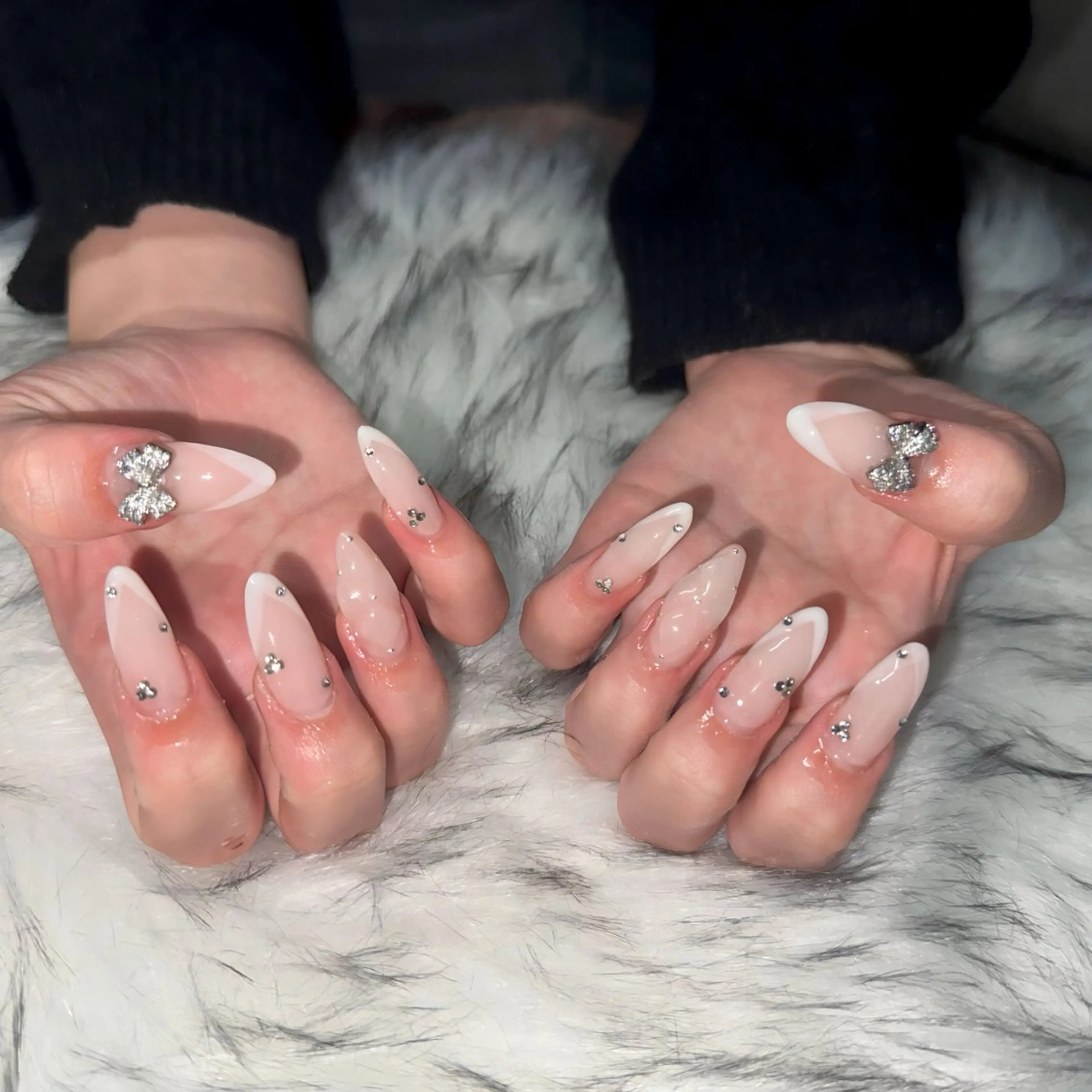 ロング ハンドネイル mao .のネイルデザイン