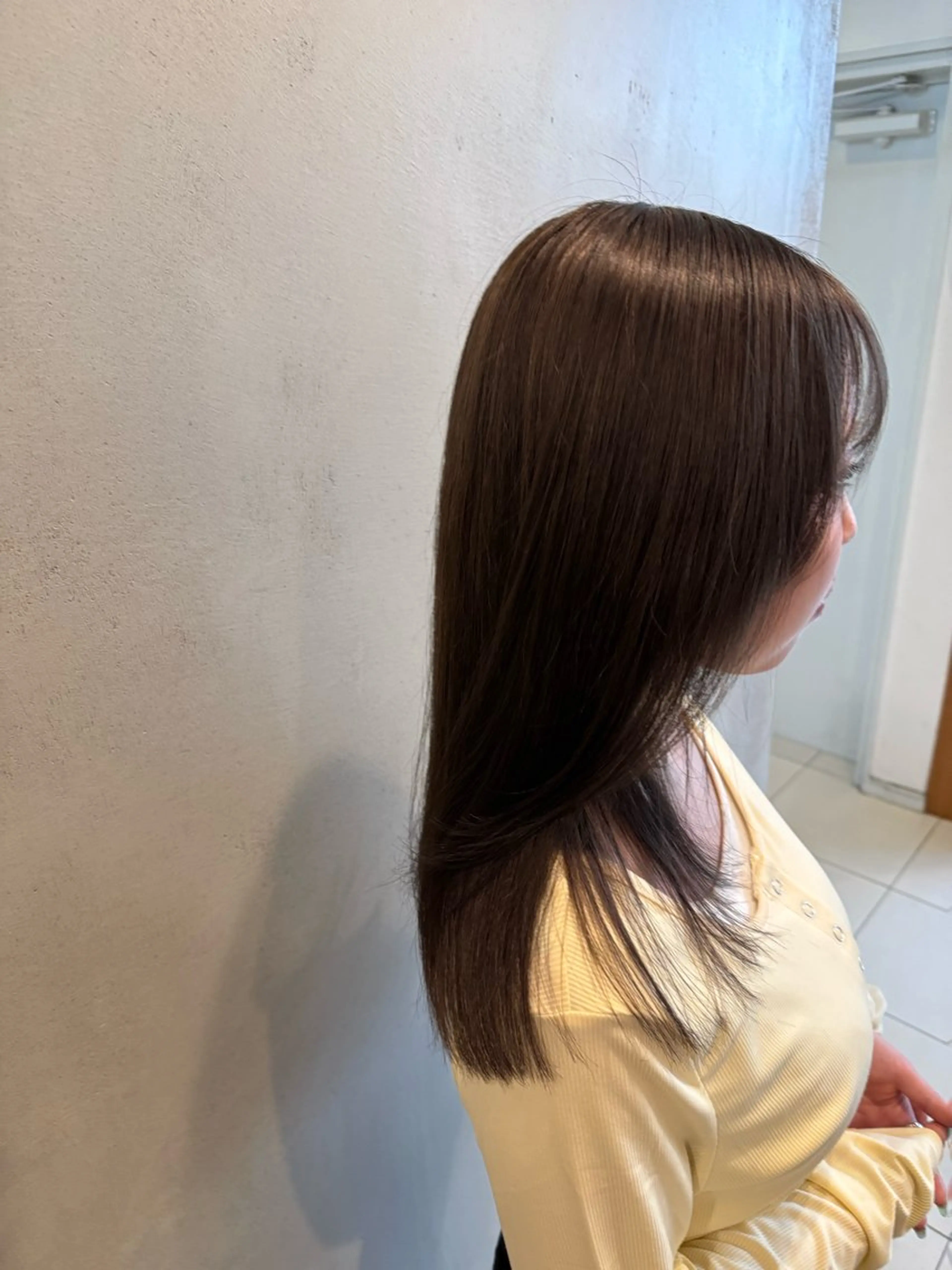 セミロング カット 久村 泰生のヘアスタイル