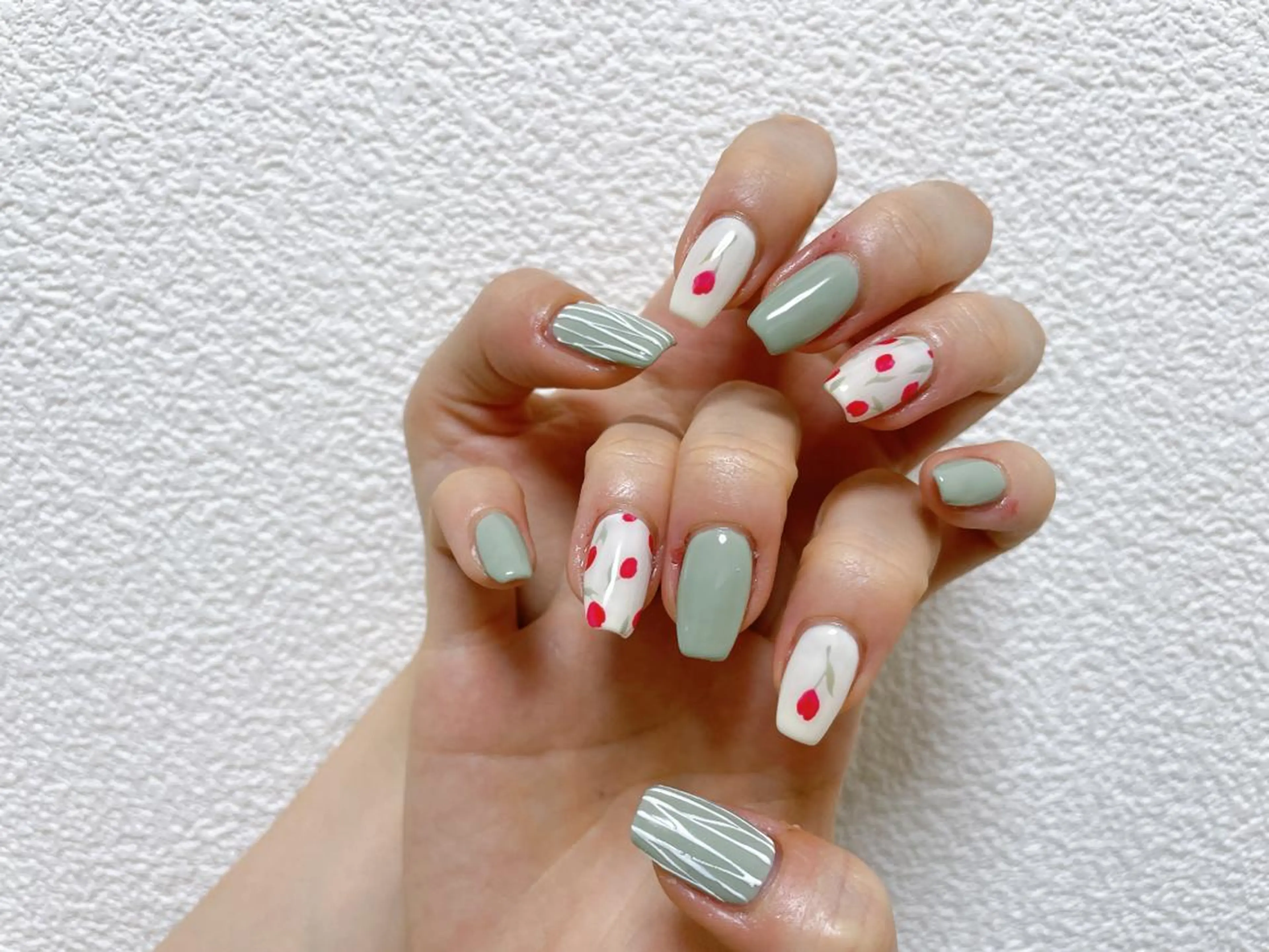 ネイル オーロラネイル フラワーネイル フットネイル フレンチネイル ジェルネイル ハンドネイル kikinail 溝の口のネイルデザイン