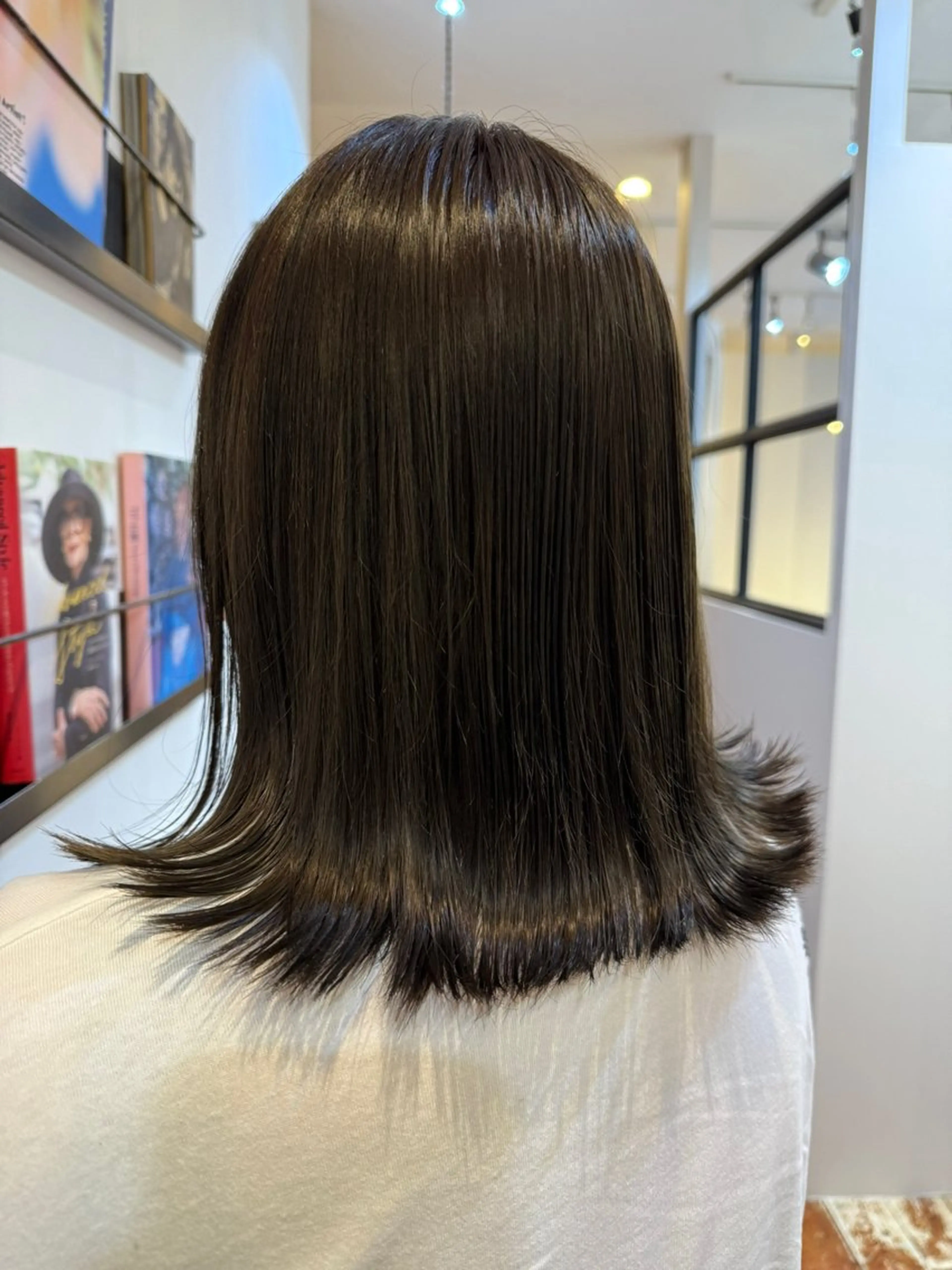 ミディアム momo 札幌美容師のヘアスタイル