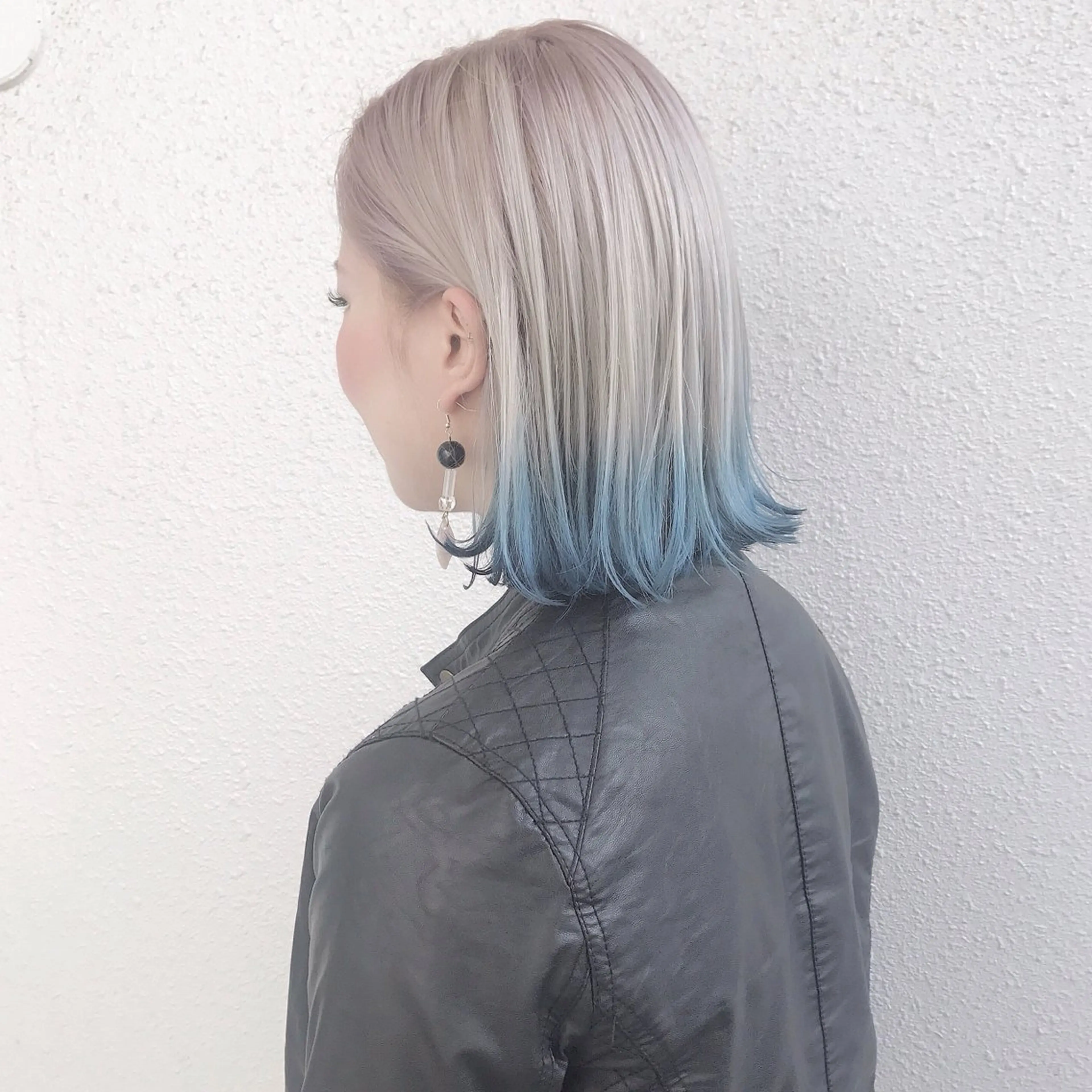 ショート カラー ヘアカラー トリートメント CHERIEブリーチ ダブルカラー　天神のヘアスタイル