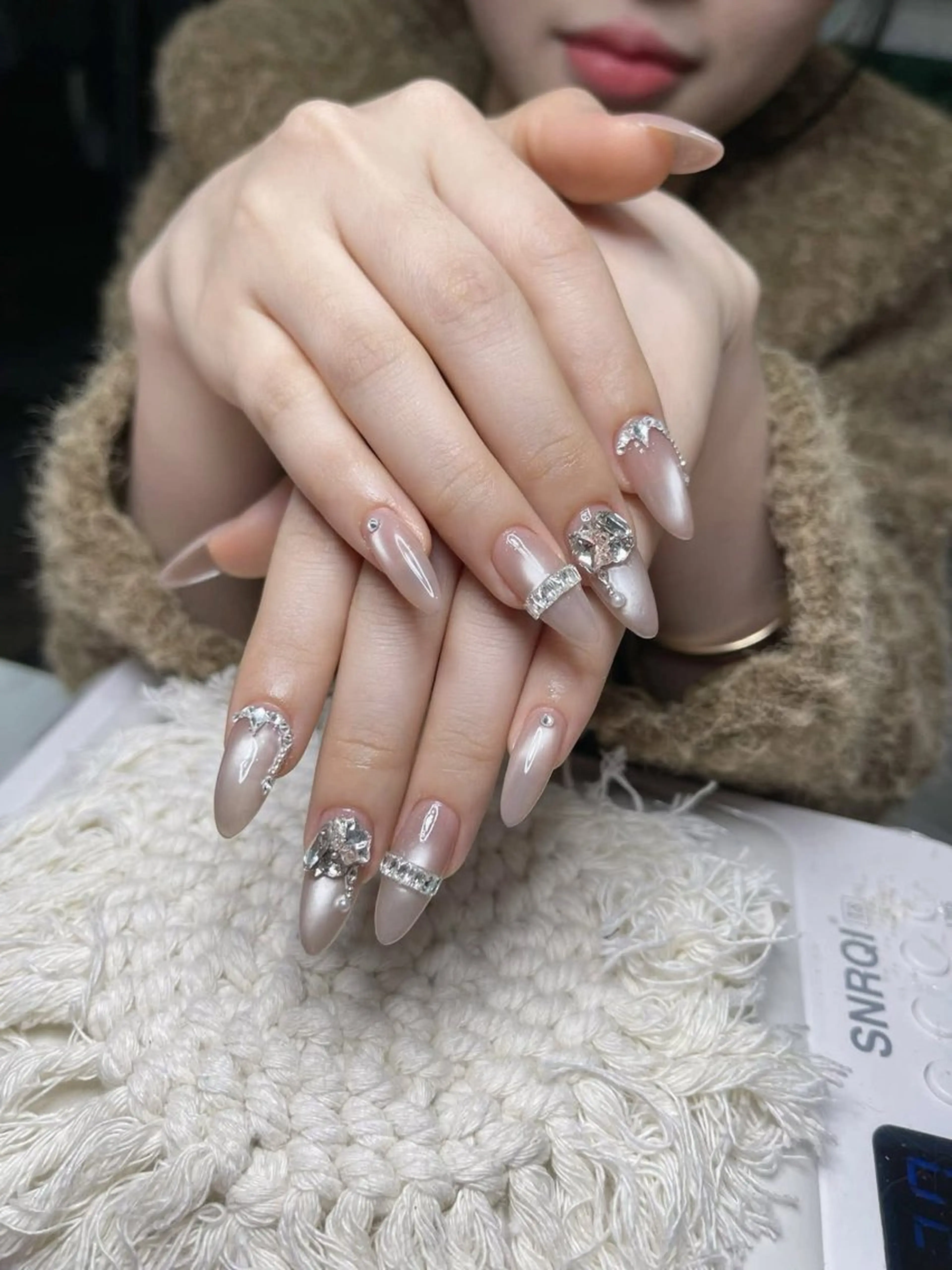 ネイル チークネイル フレンチネイル グラデーション キラキラネイル 韓国ネイル Minette nailHuongのネイルデザイン