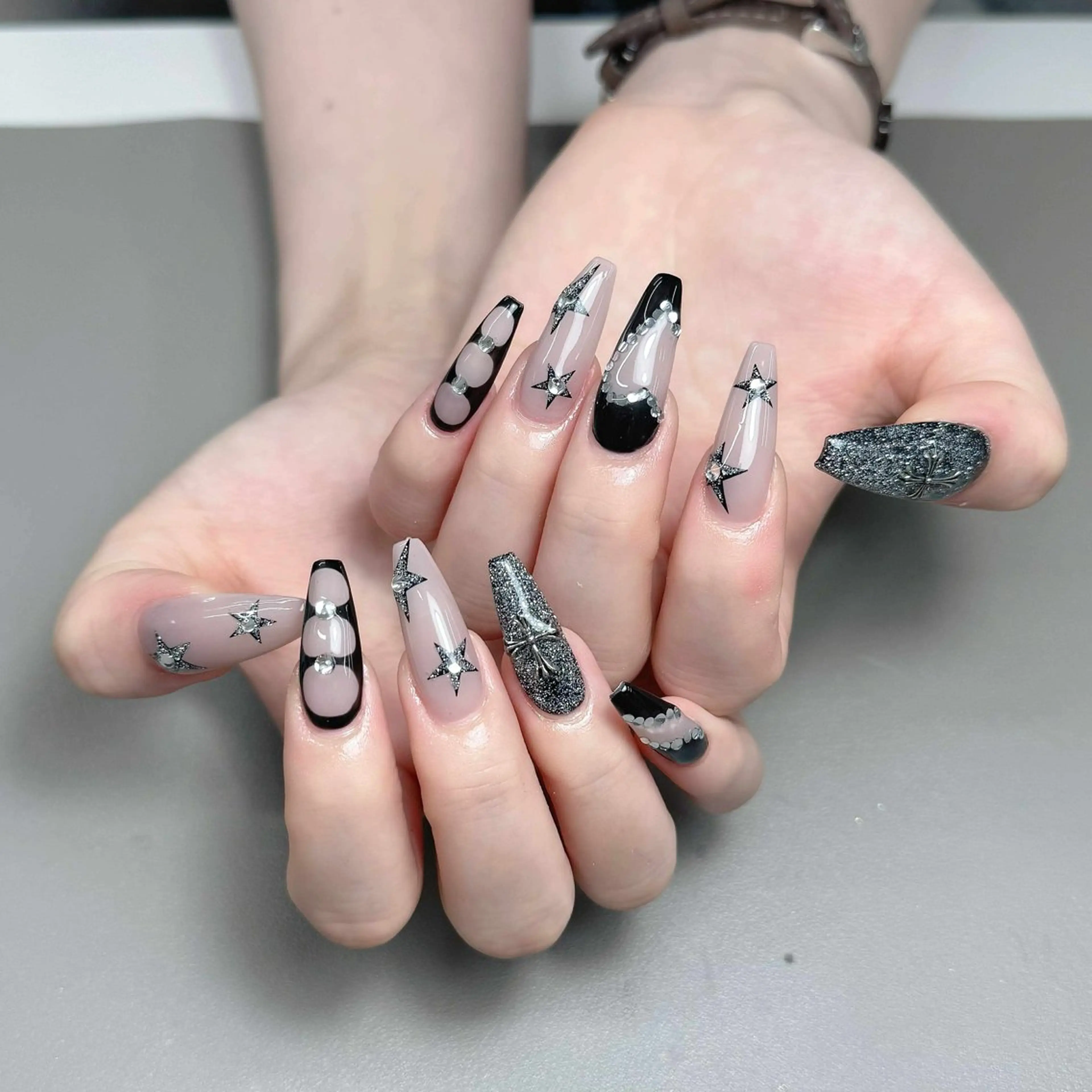 ネイル アートネイル ジェルネイル キラキラネイル 持ち込み シンプルネイル Nova Nail Salonのネイルデザイン