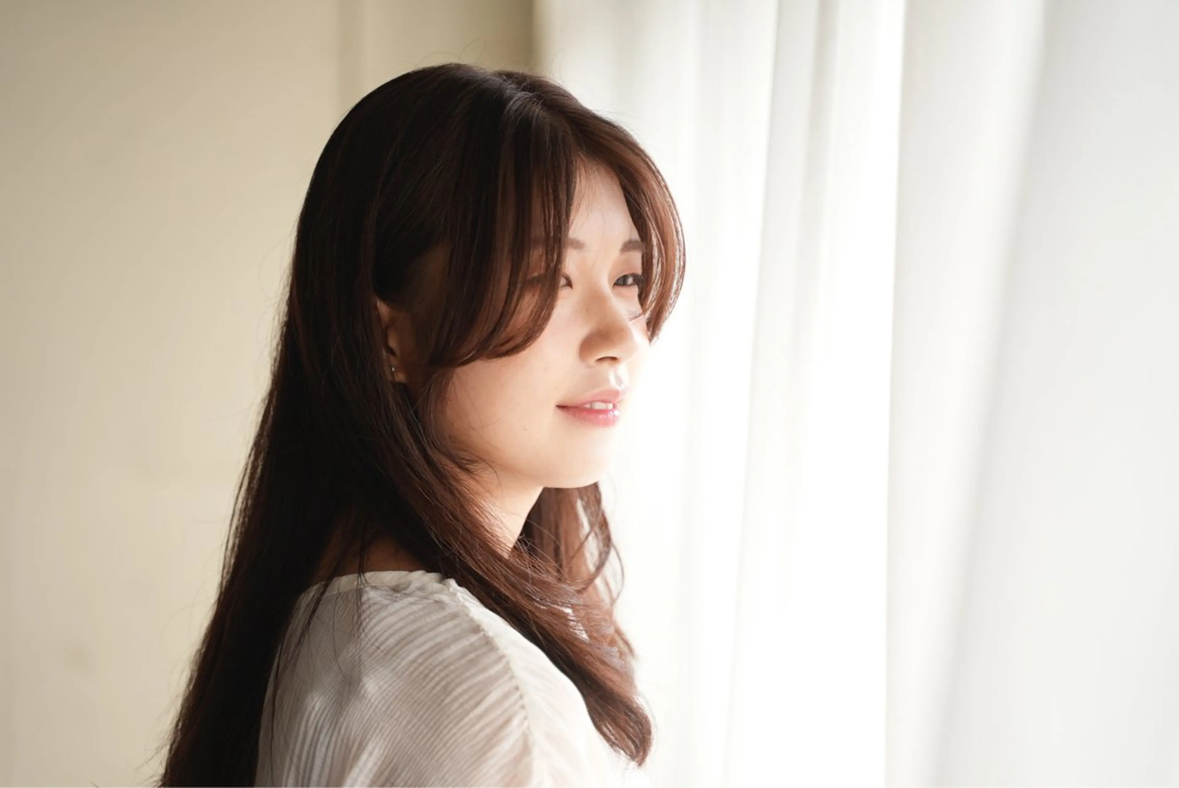 ロング カラー ブラウンカラー ピンクカラー ピンクブラウン 八木橋 朋香のヘアスタイル