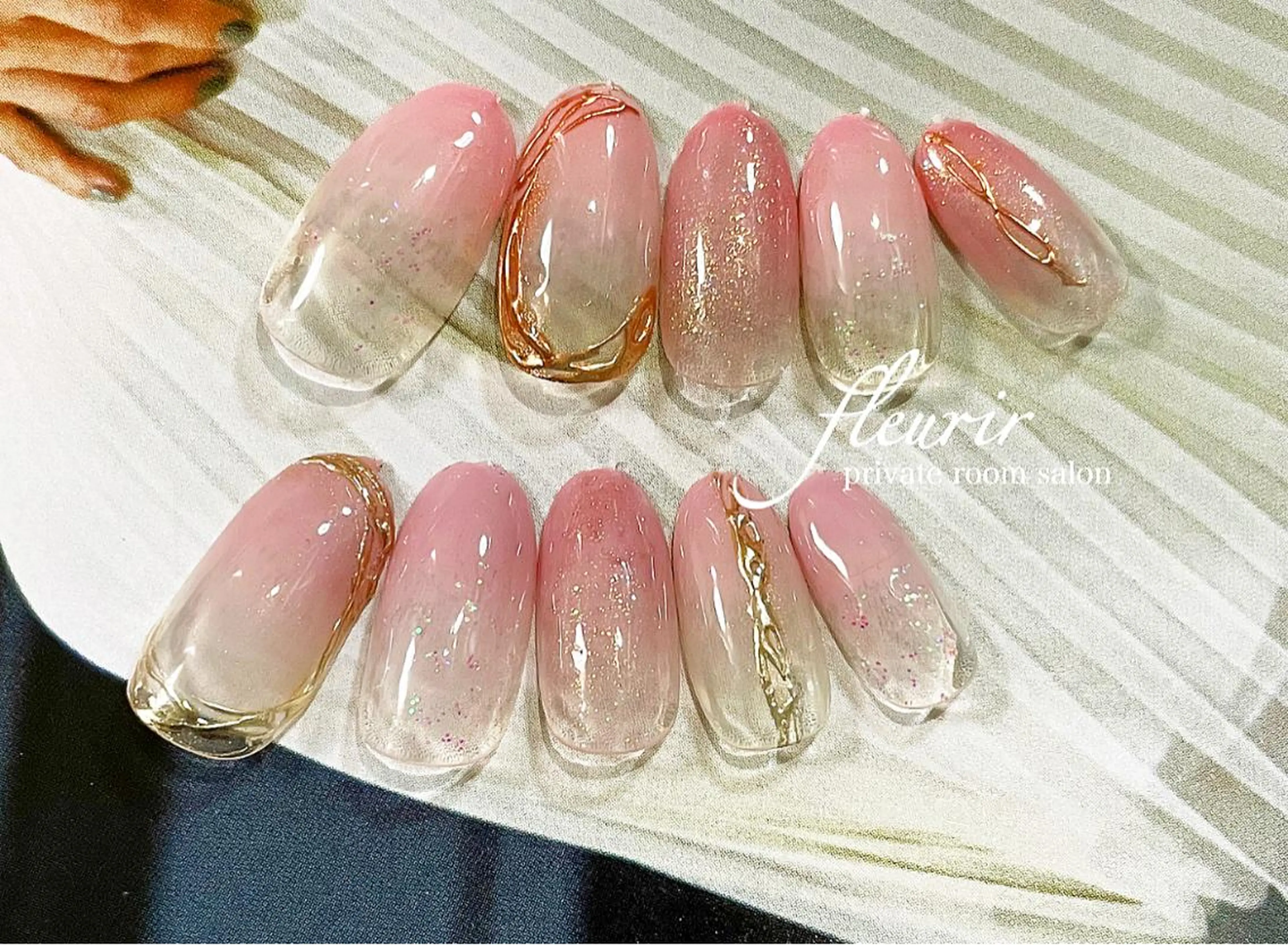 ネイル アートネイル 桜ネイル 長さ出し ジェルネイル ゴールド フルリール 【プライベートサロンのネイルデザイン