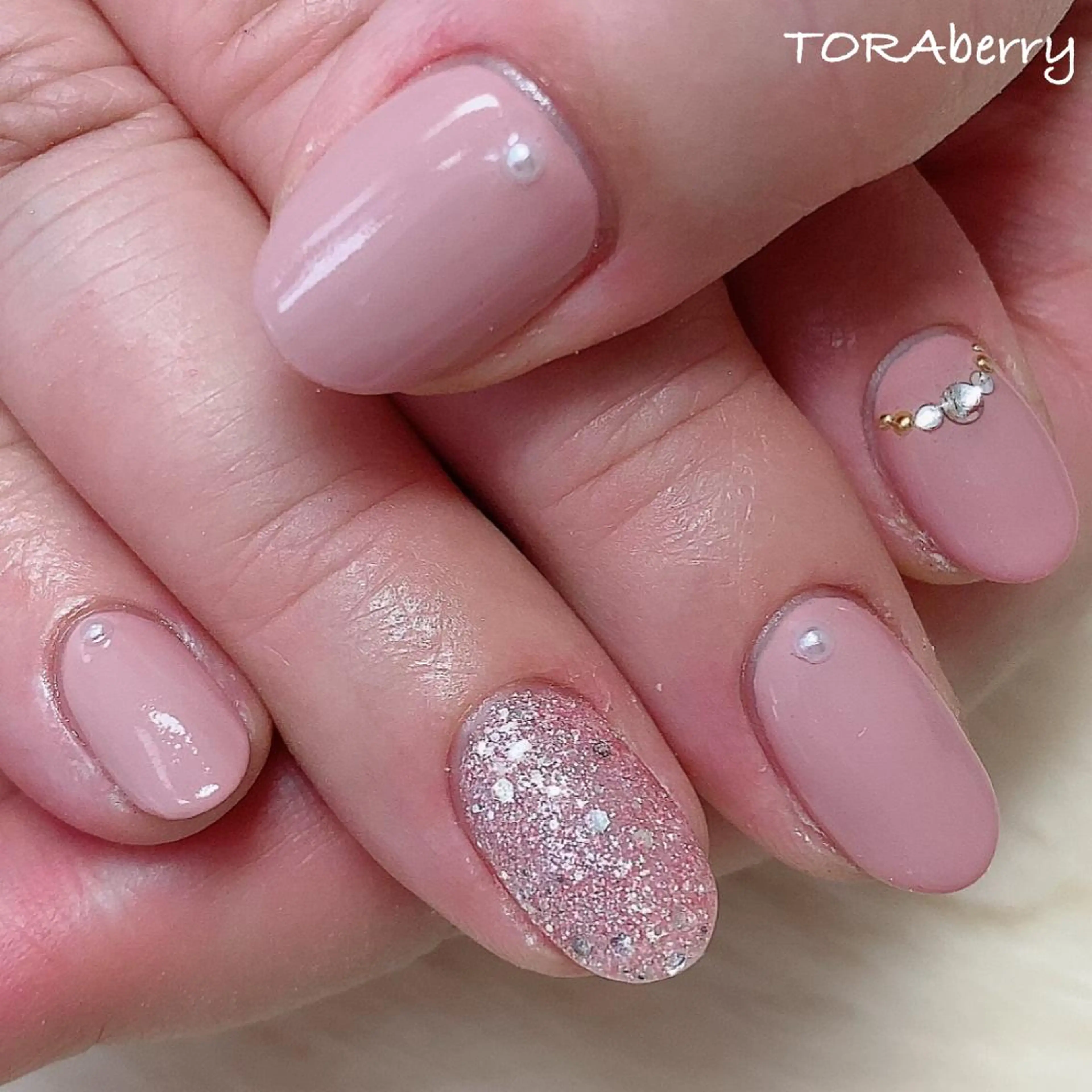 ネイル ピンク ハンドネイル ネイリスト なつみのネイルデザイン