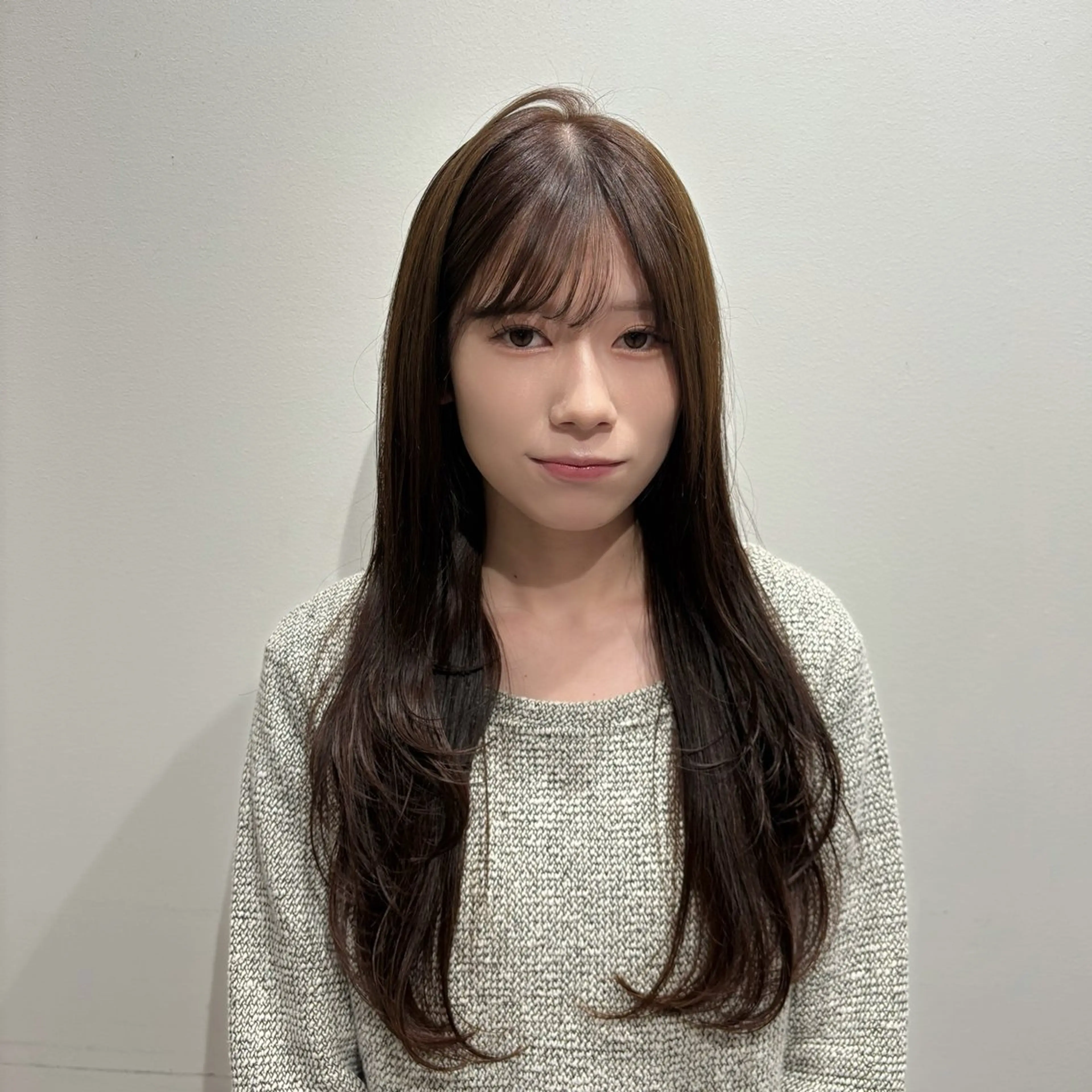 【🌟ミニモ限定🌟】前髪カット+プレカット鎖骨より下の方のみの写真