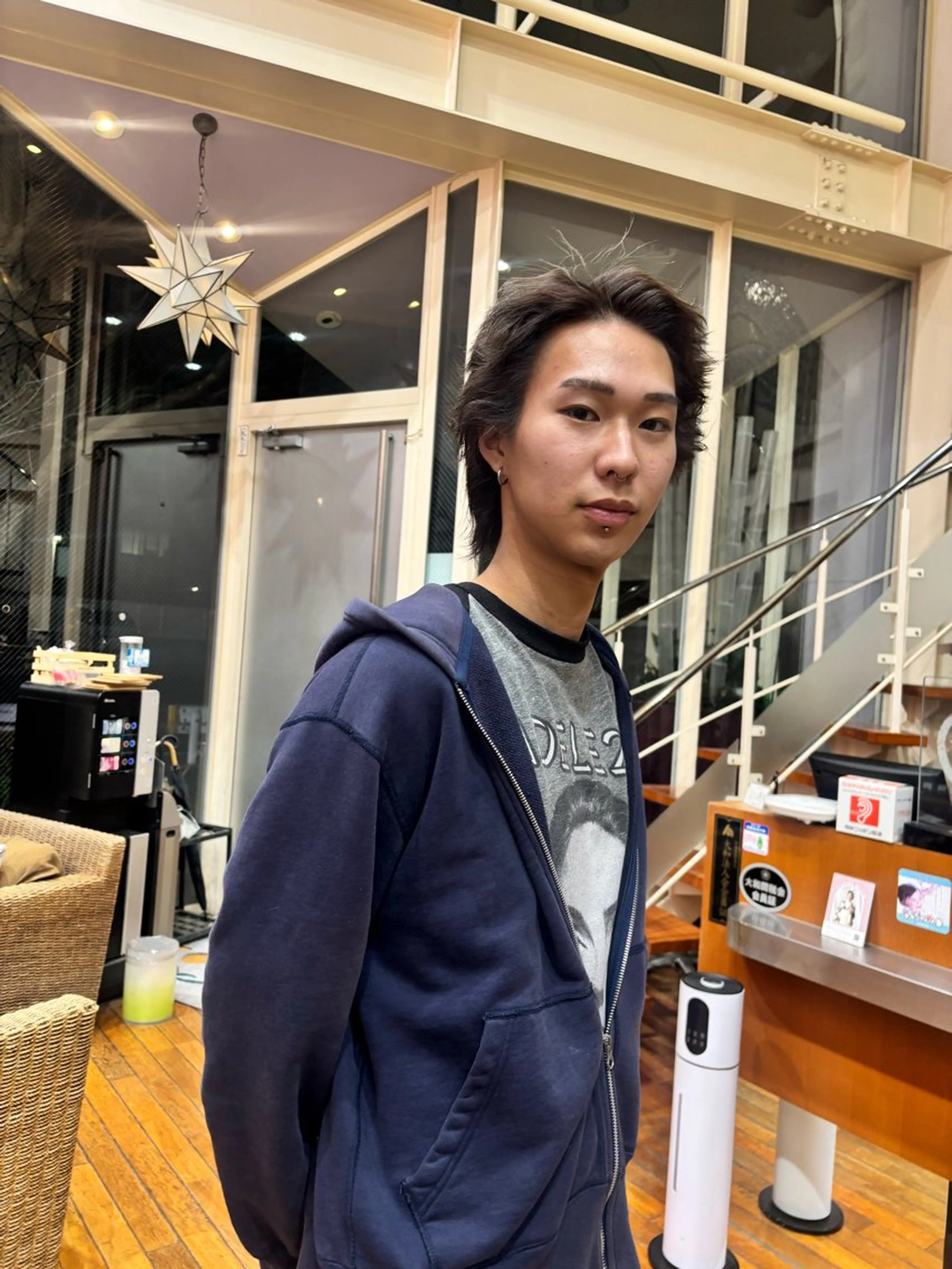 ショート メンズ 尾崎 友駕のヘアスタイル