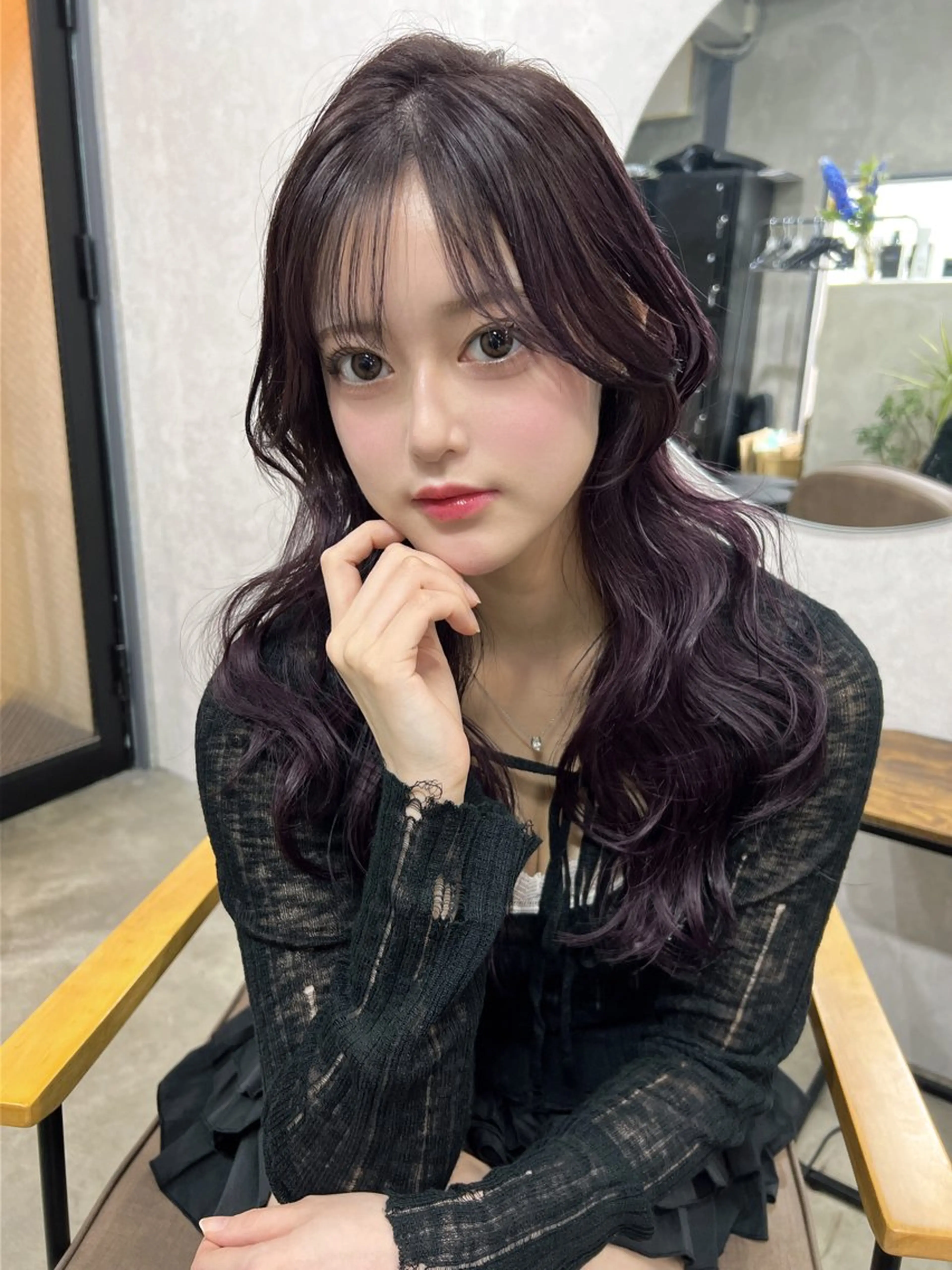 ロング カット ヘアカラー トリートメント maya レイヤーカットのヘアスタイル