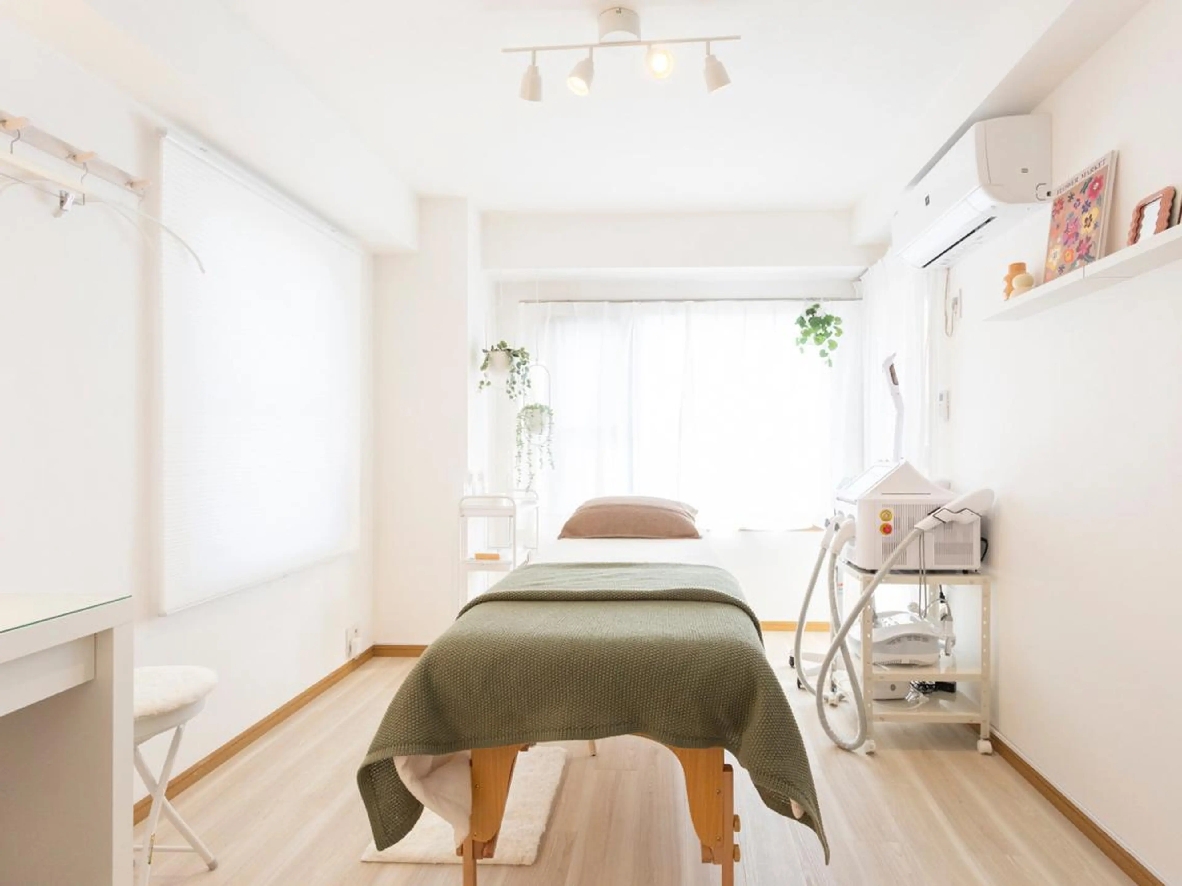 全身脱毛/韓国ツヤ肌 ハーブピーリングのエステ・リラクイメージ