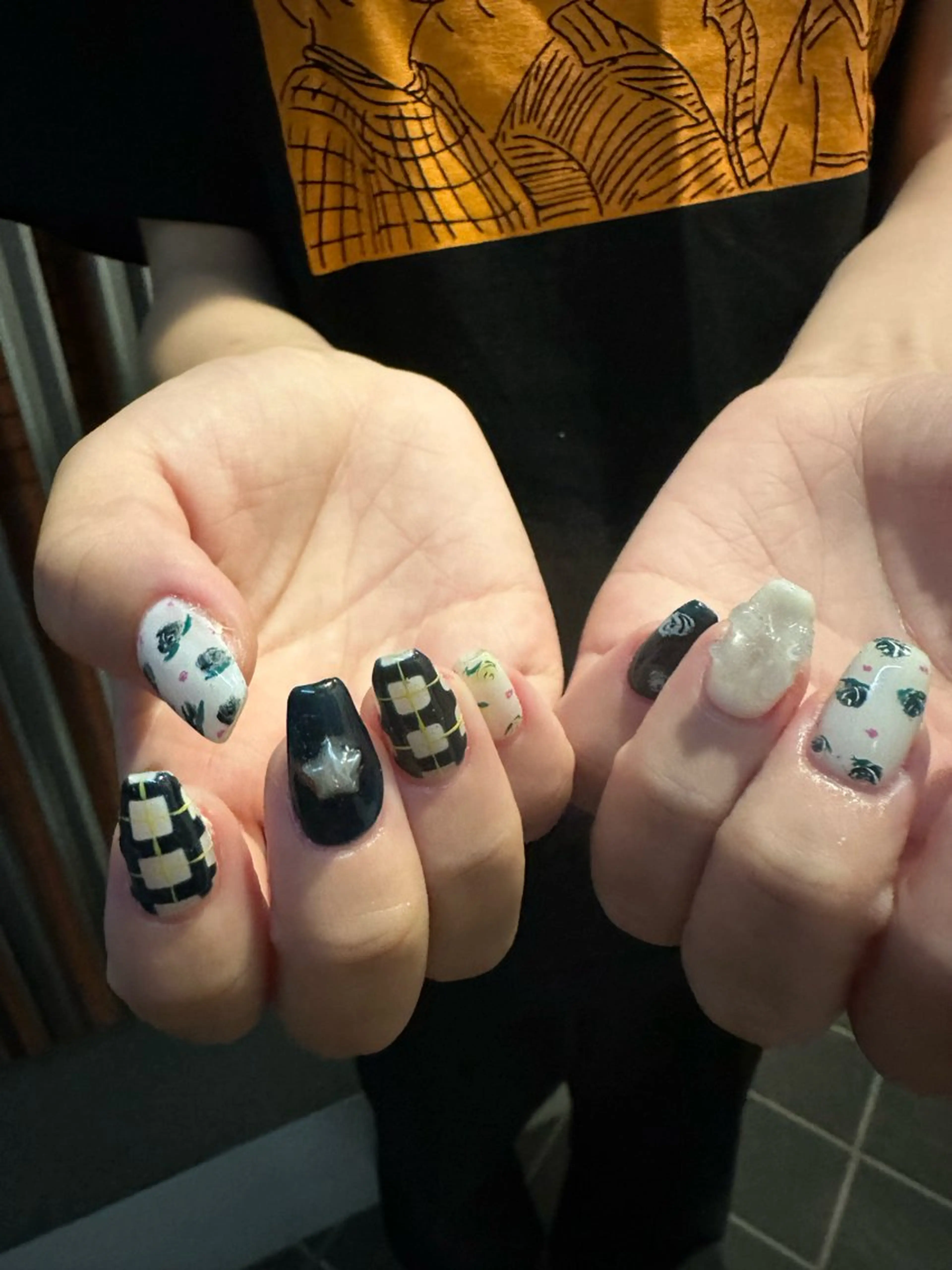 ネイル ハンドネイル フットネイル YukaRyu /癖デザインのネイルデザイン