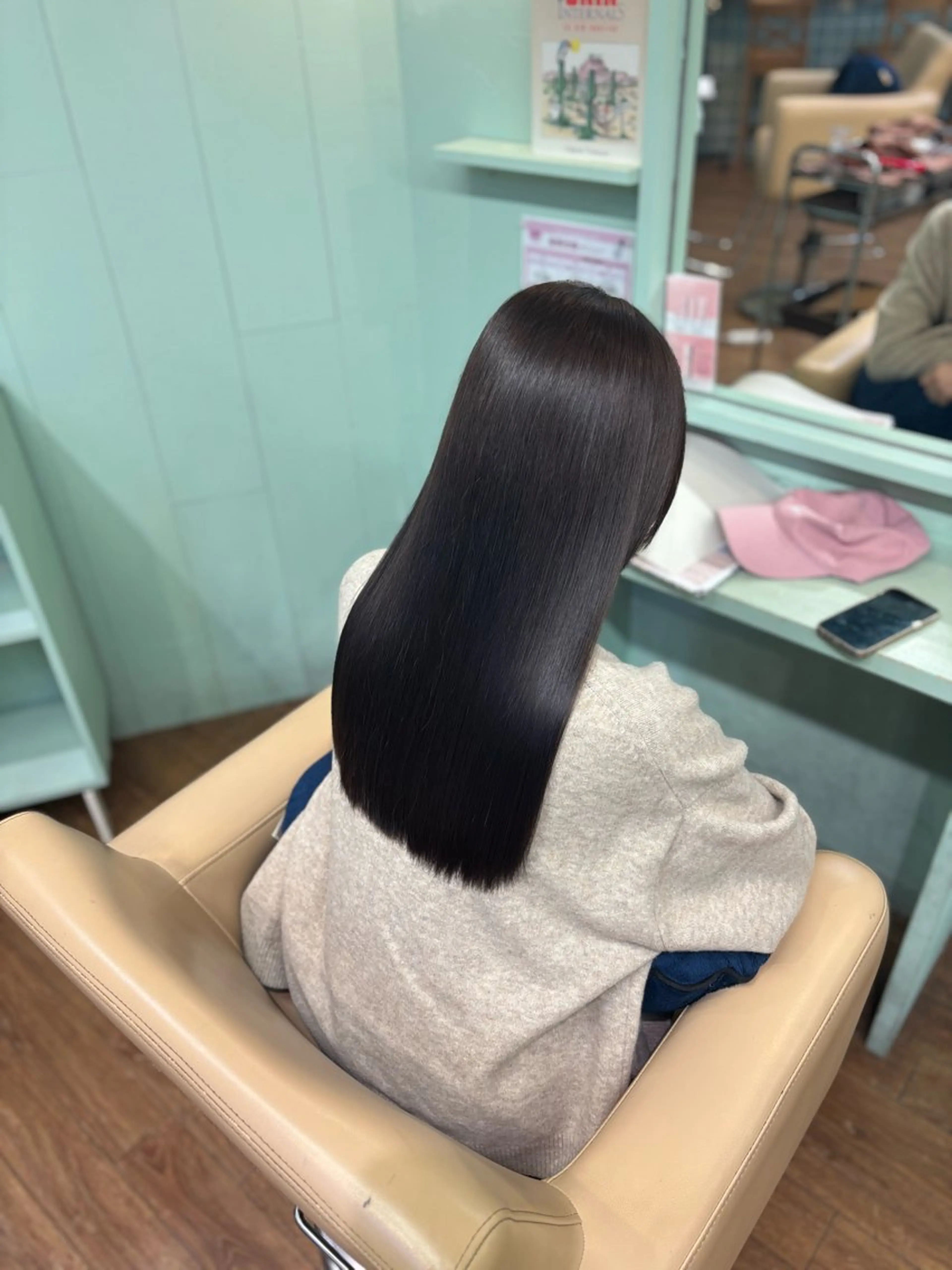 カラー 多田 初音のヘアスタイル