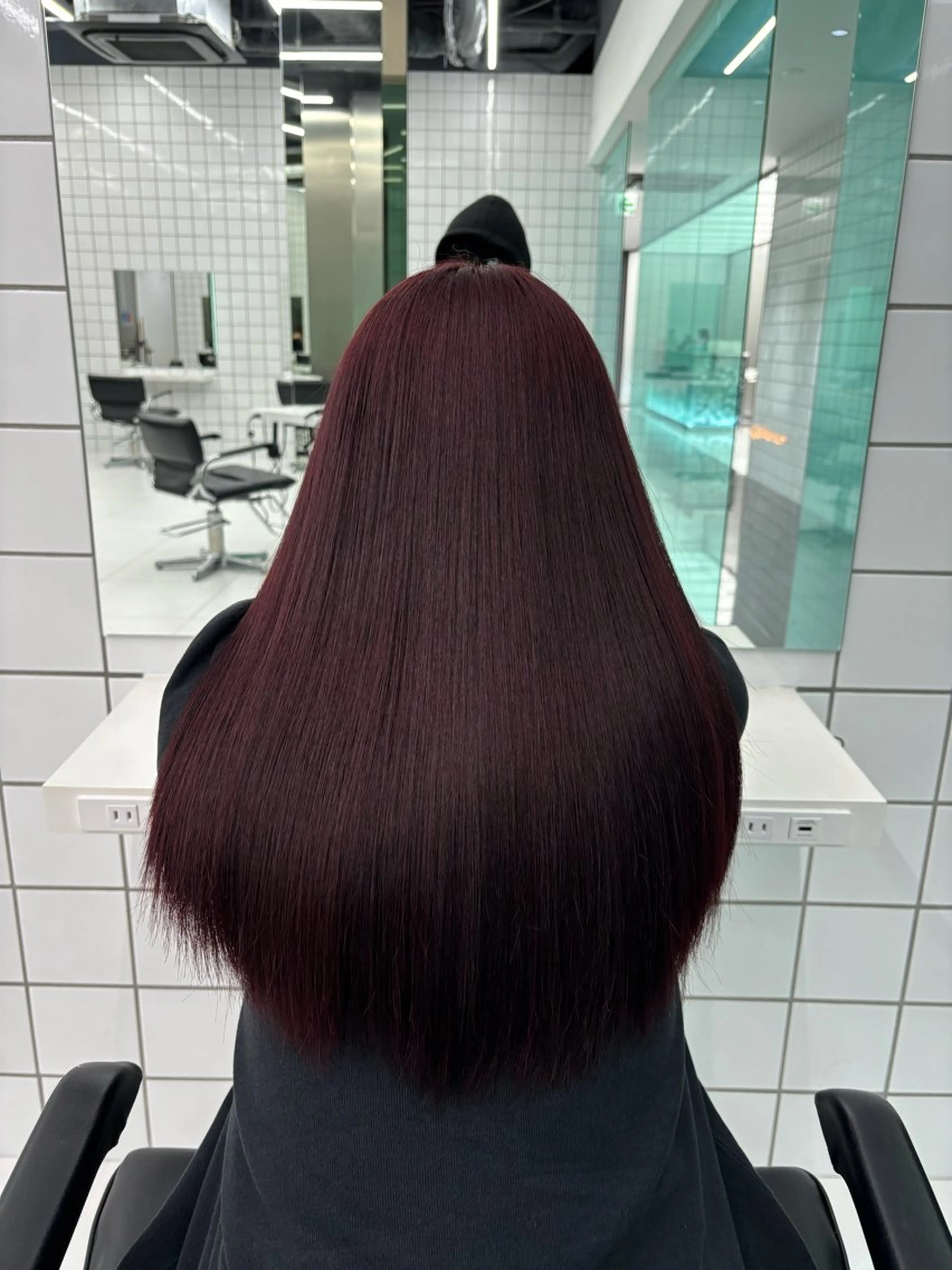 🎨ワンカラー+TOKIO 6stepトリートメント🫧–color × premium careでつくるうるツヤ髪✨ーの写真