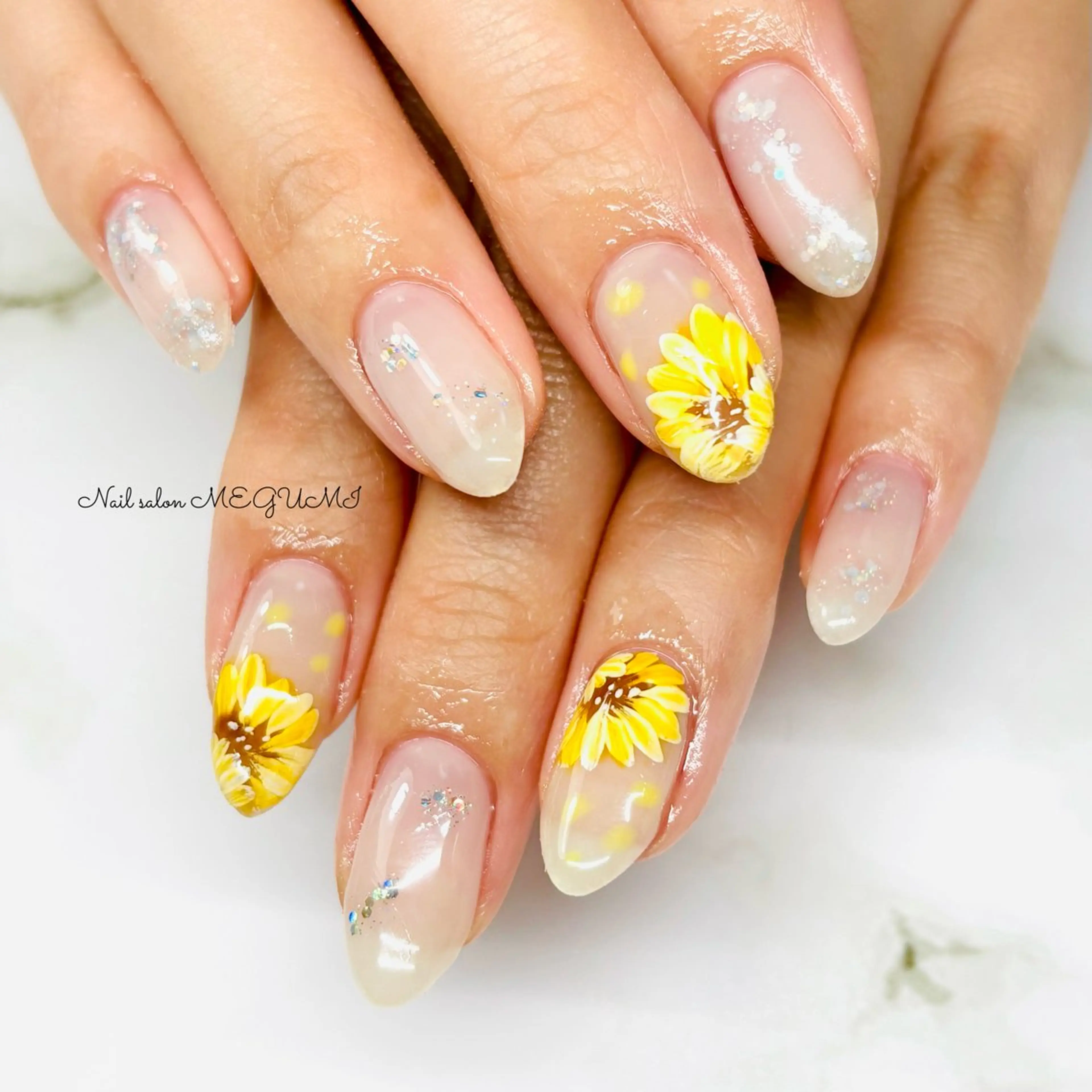 ネイル Nail salon MEGUMIのネイルデザイン