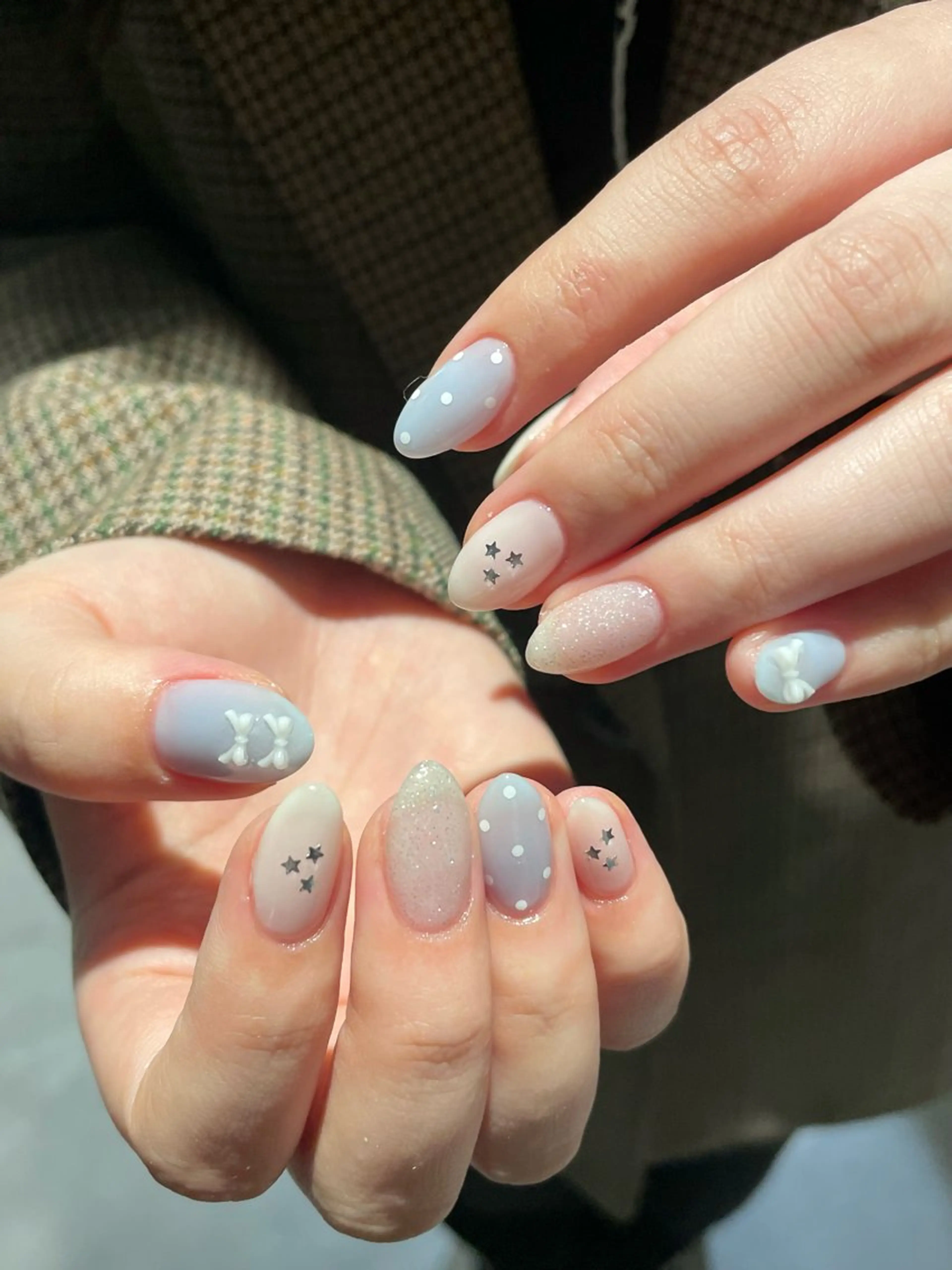 ネイル LEGIT nail AKARIのネイルデザイン