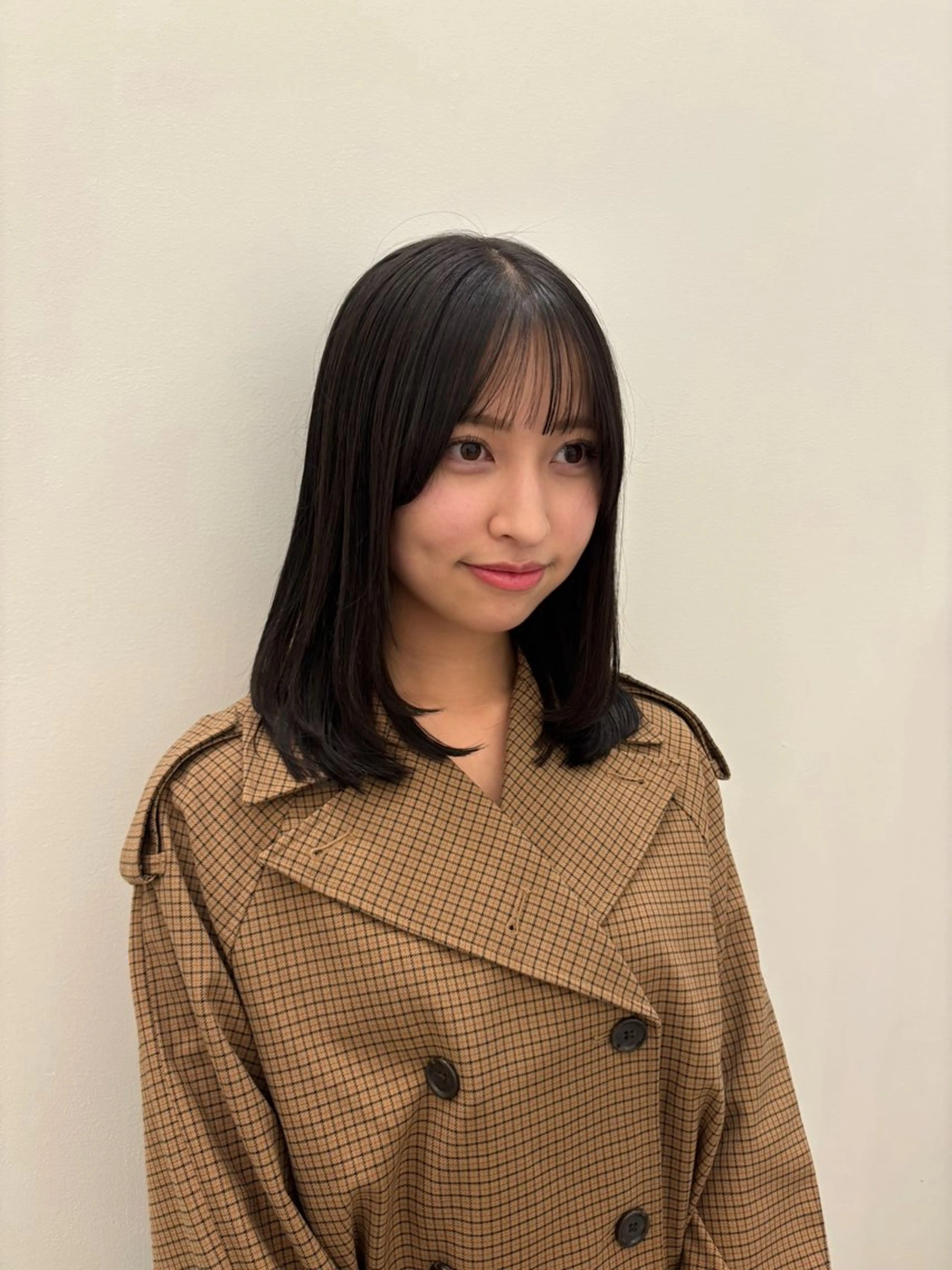 ミディアム mio / ショートカットモデルのヘアスタイル