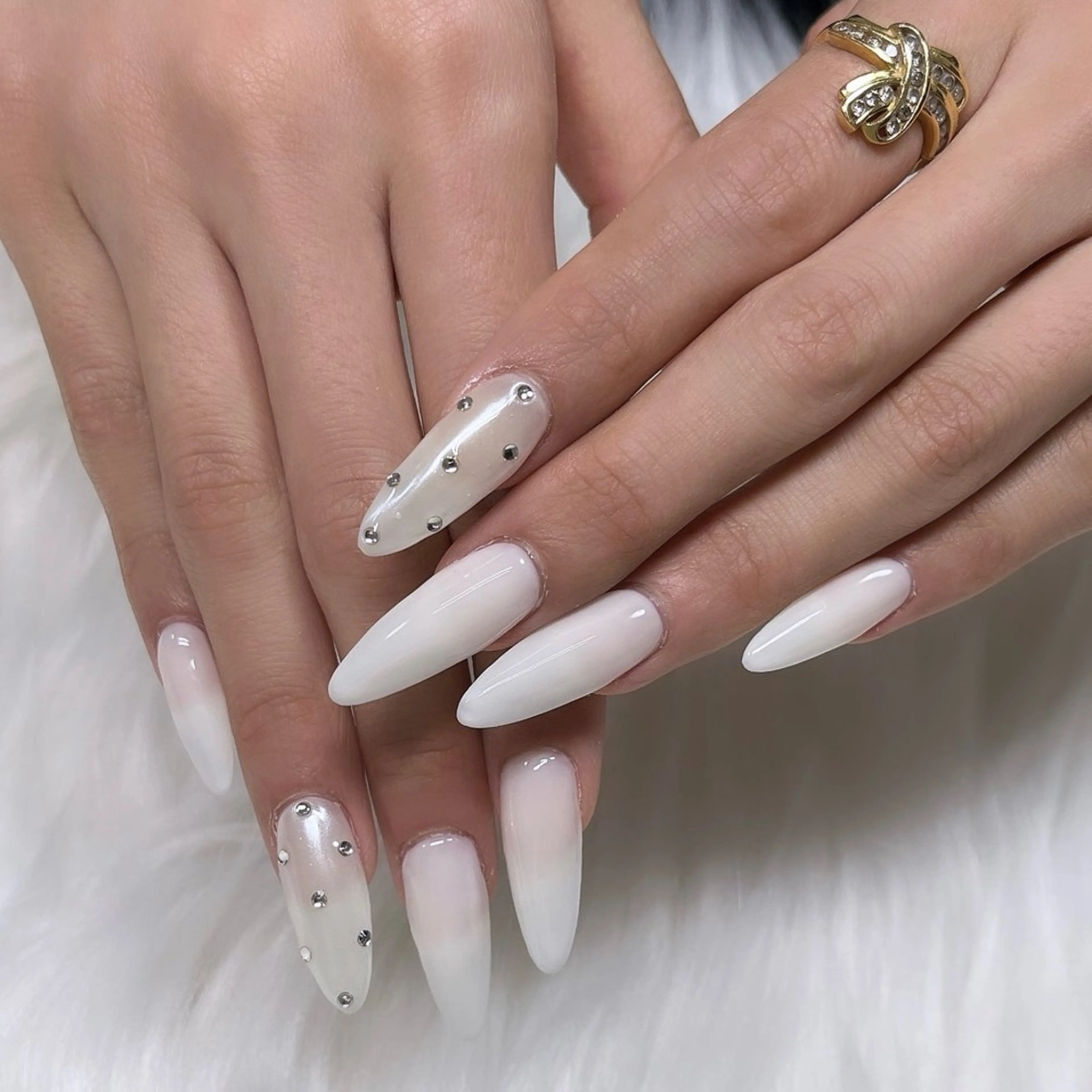 ネイル アートネイル キラキラネイル 韓国ネイル ラメ(グリッター) ロングネイル ハンドネイル 🐕🦺Yappy 💗A-tanのネイルデザイン