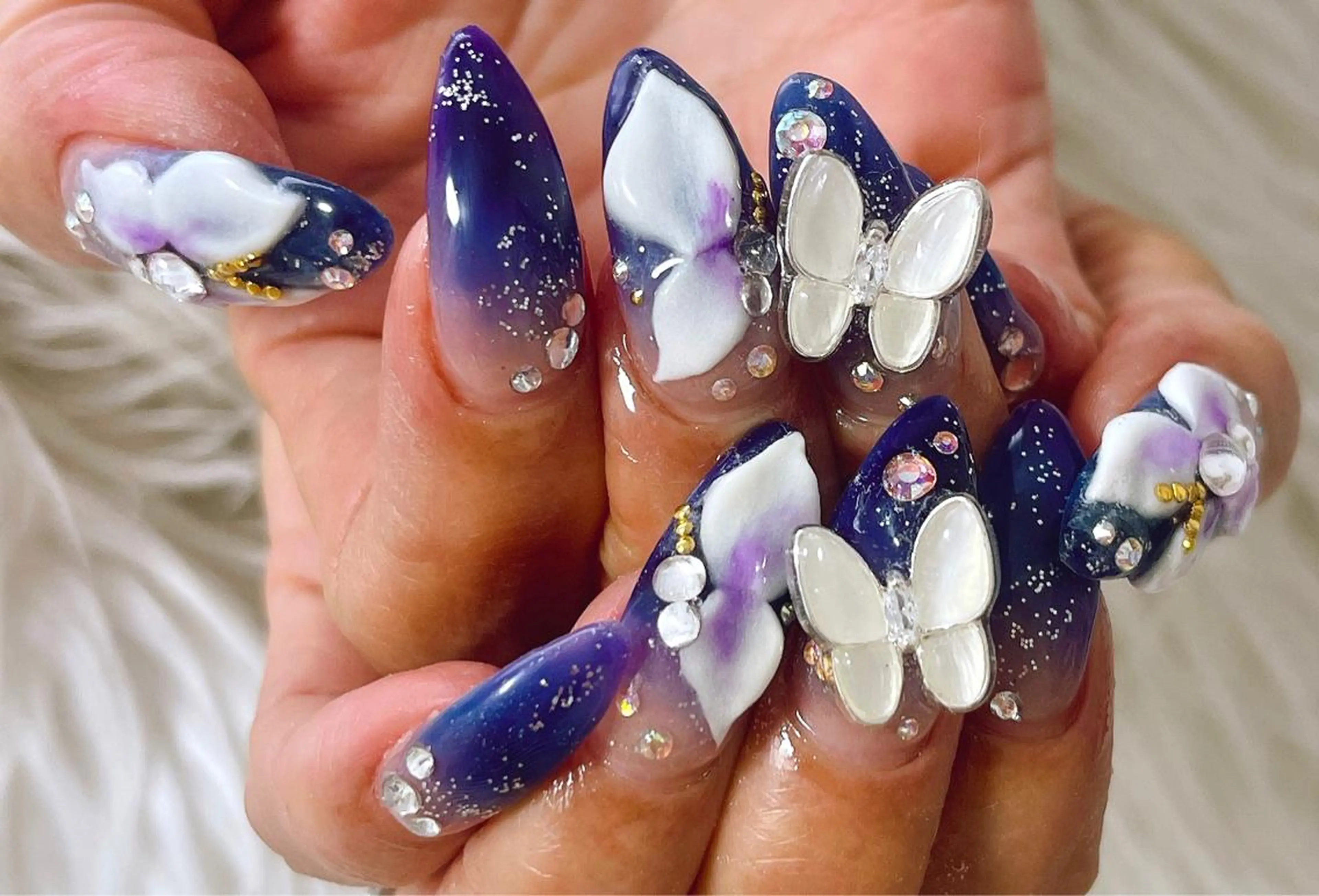 ネイル リボン ハンドネイル 松田 由真のネイルデザイン