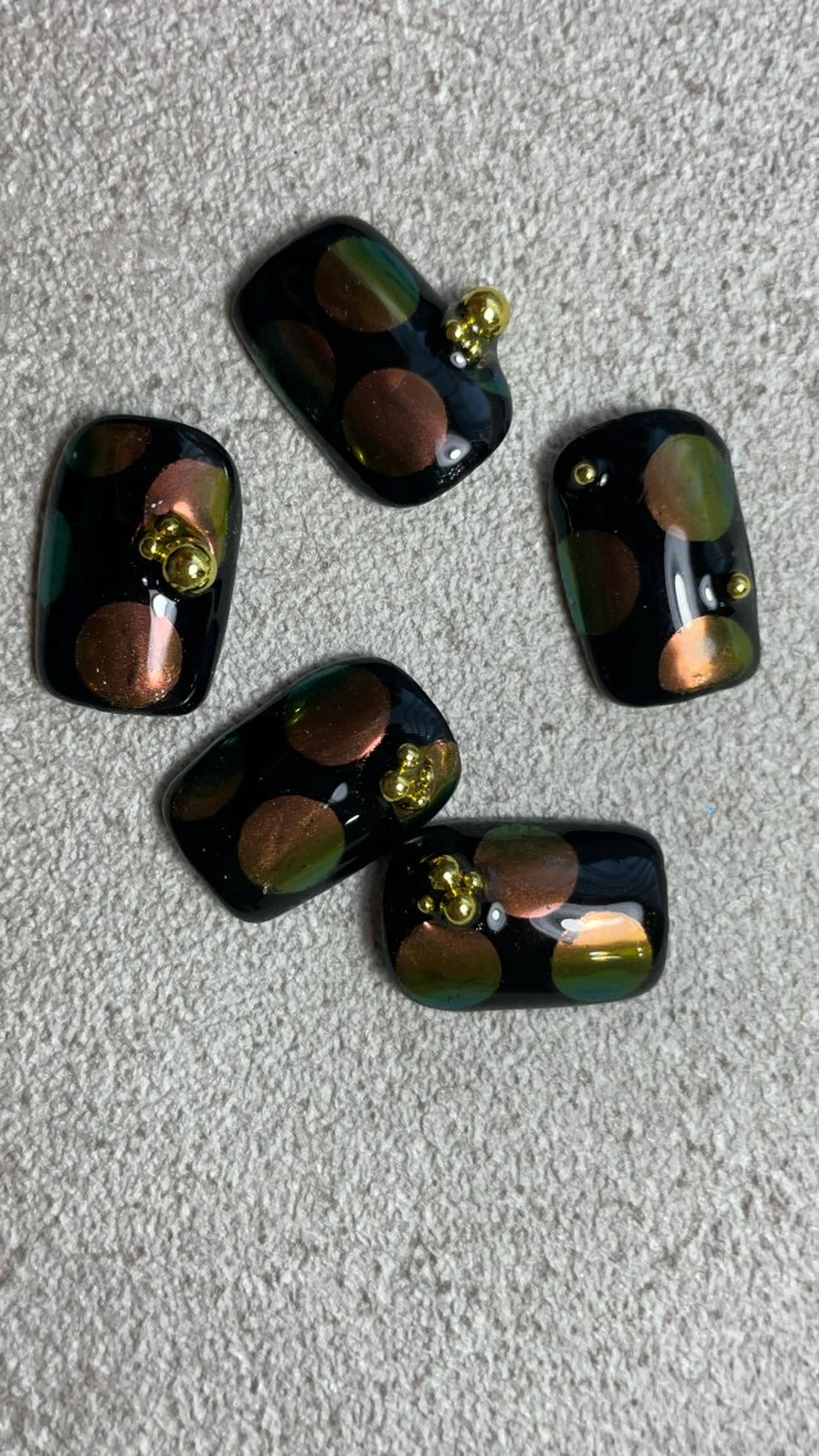 ネイル ミラーネイル cosmic nailのネイルデザイン