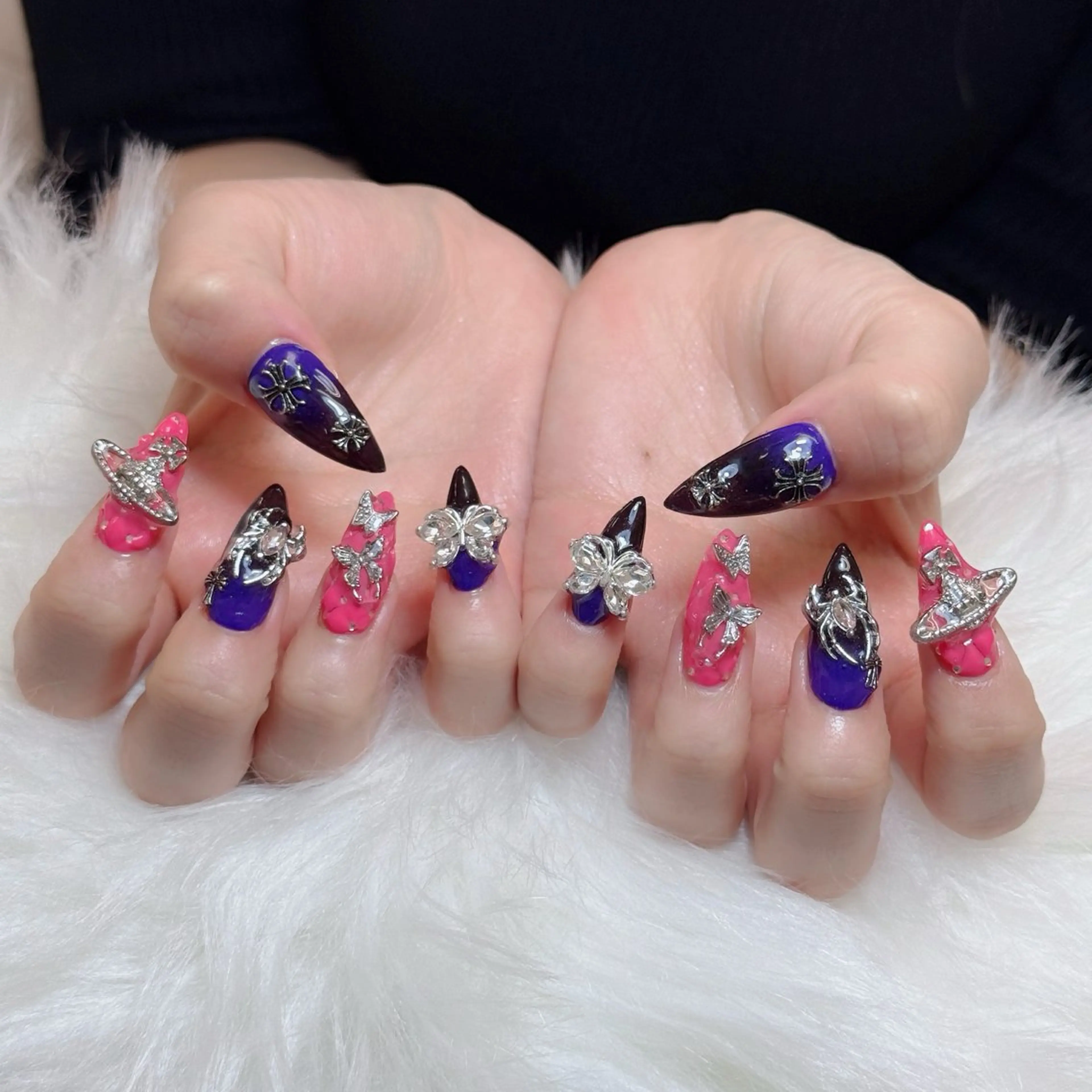 ネイル チークネイル フレンチネイル ジェルネイル ガラスフレンチ 韓国ネイル Anh 歌舞伎町のネイルデザイン