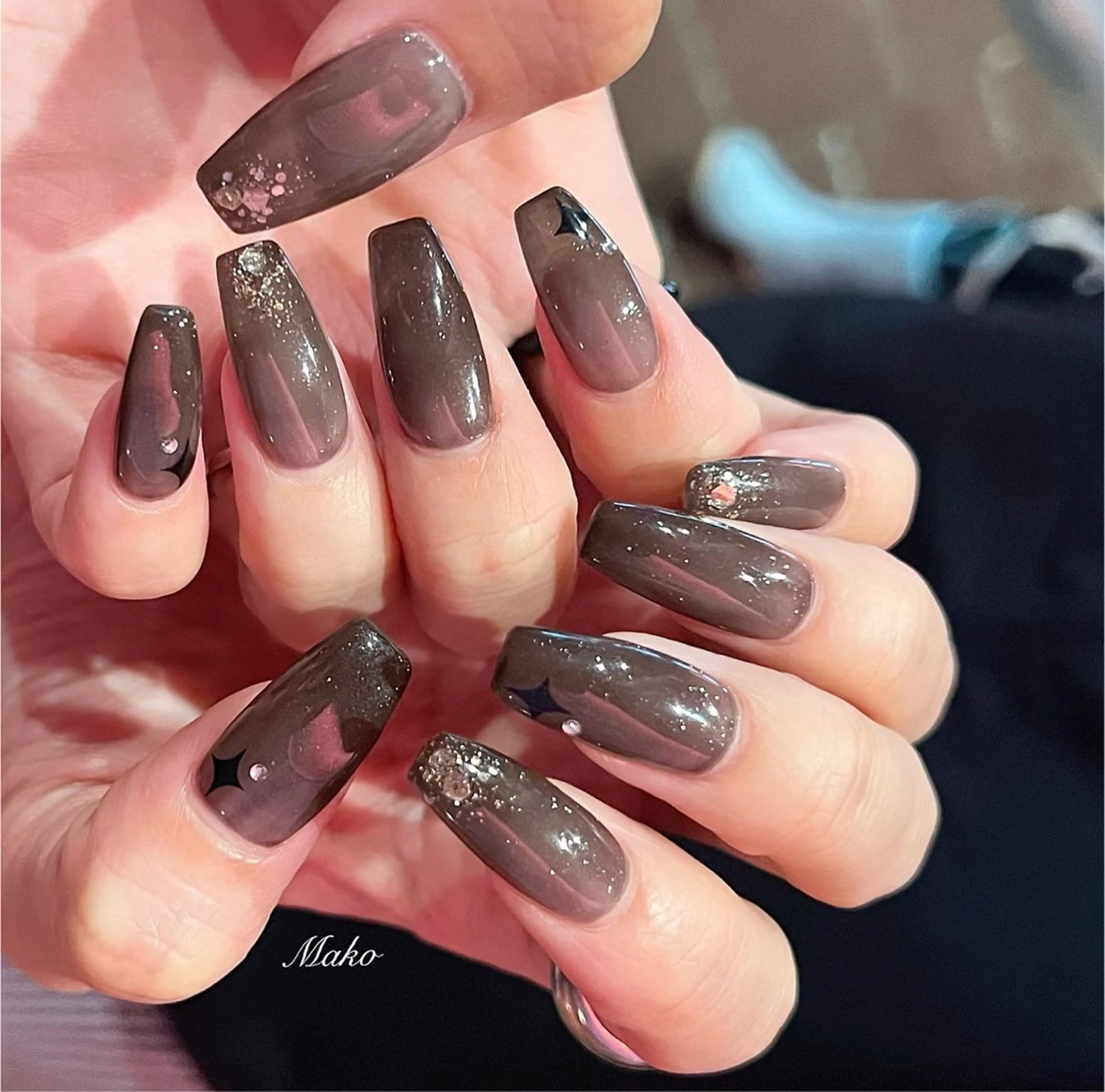 ネイル キラキラネイル ワンホンネイル ハンドネイル salon de Cheliのネイルデザイン