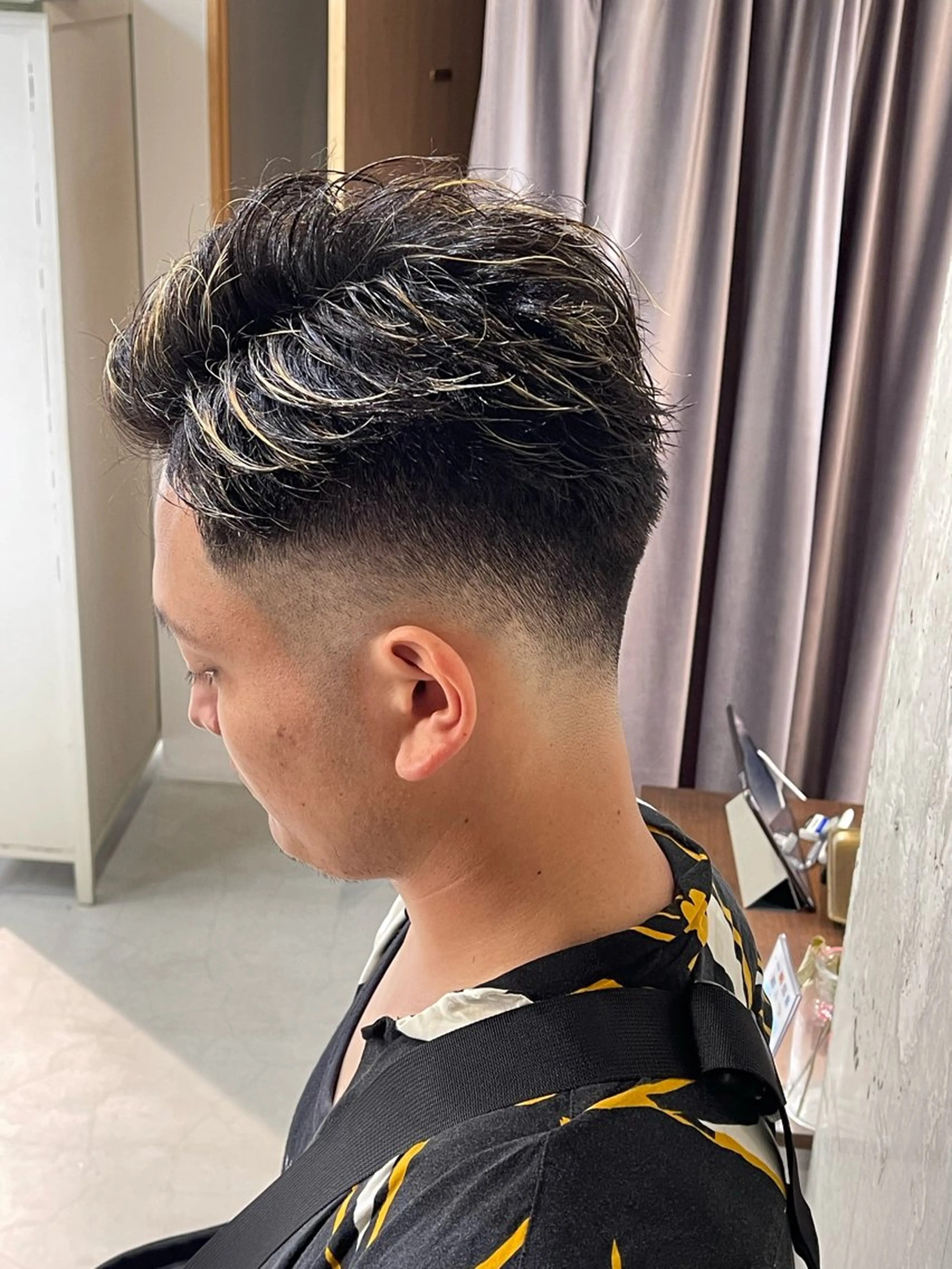 メンズ カット メンズカット動画 格好良くします佐藤のヘアスタイル