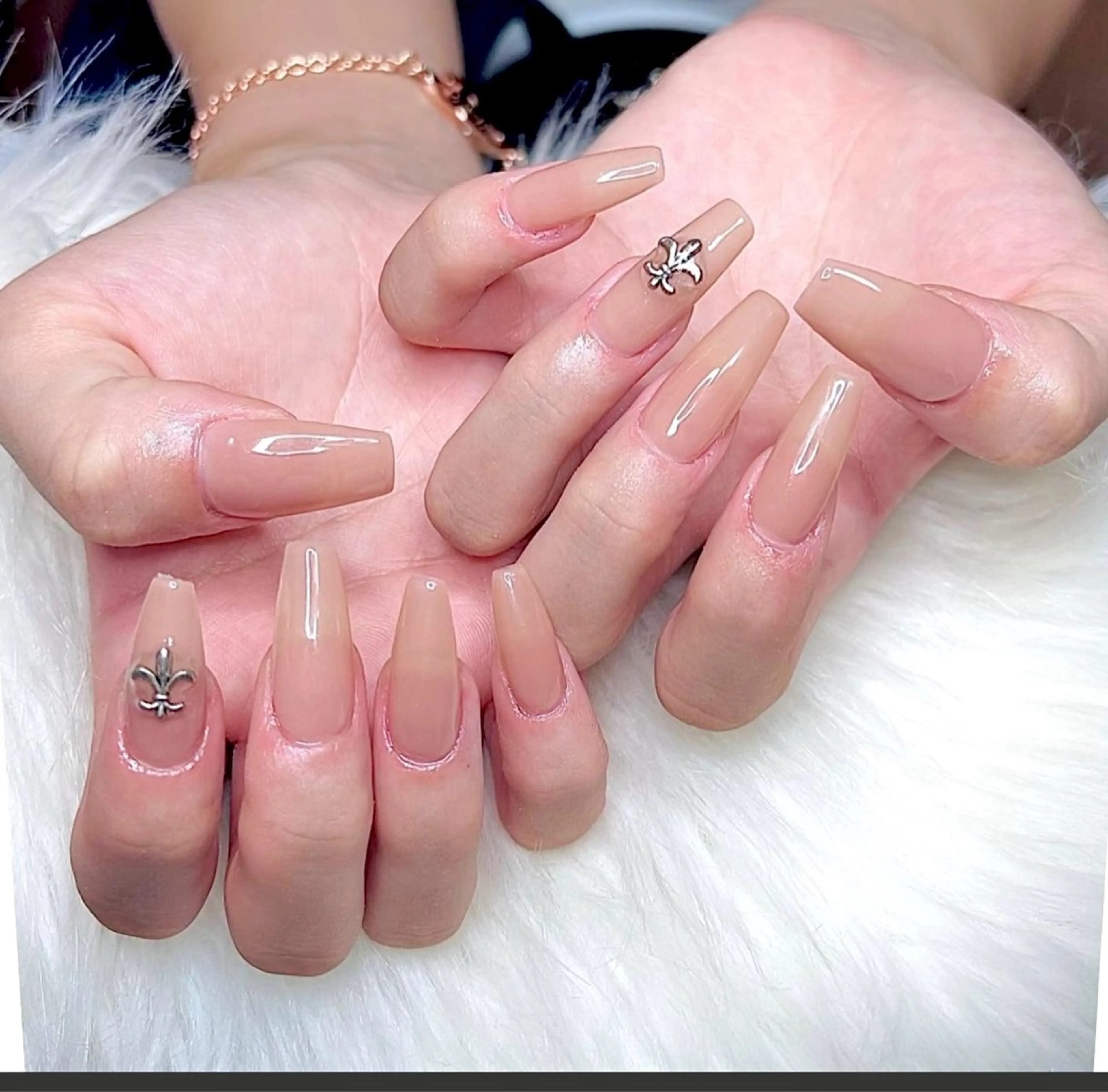 ジェルチップ長さ出し➕ワンカラーの写真