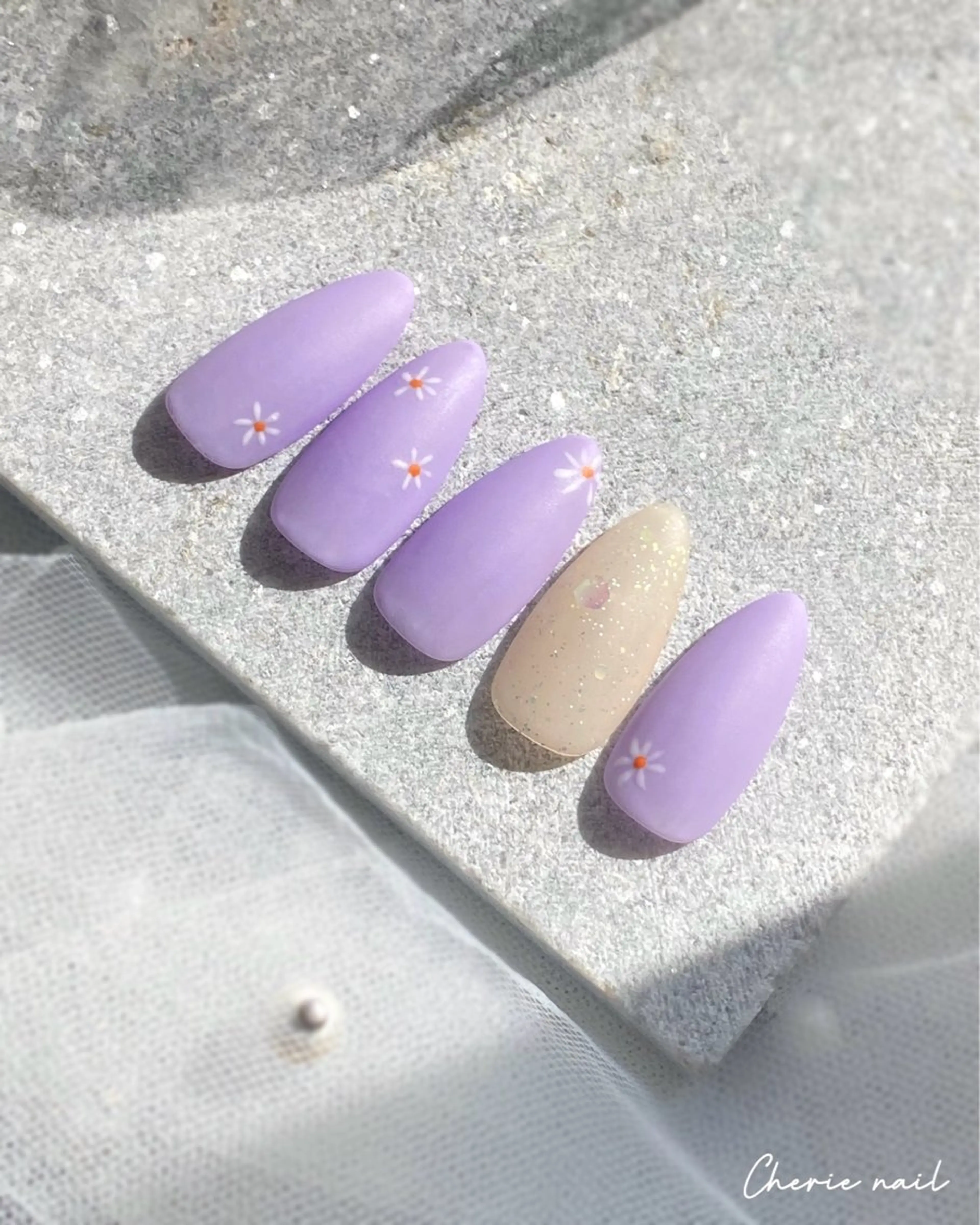 ネイル ジェルネイル ラメ(グリッター) マットネイル パステルネイル パープル ハンドネイル Cherienail yunaのネイルデザイン