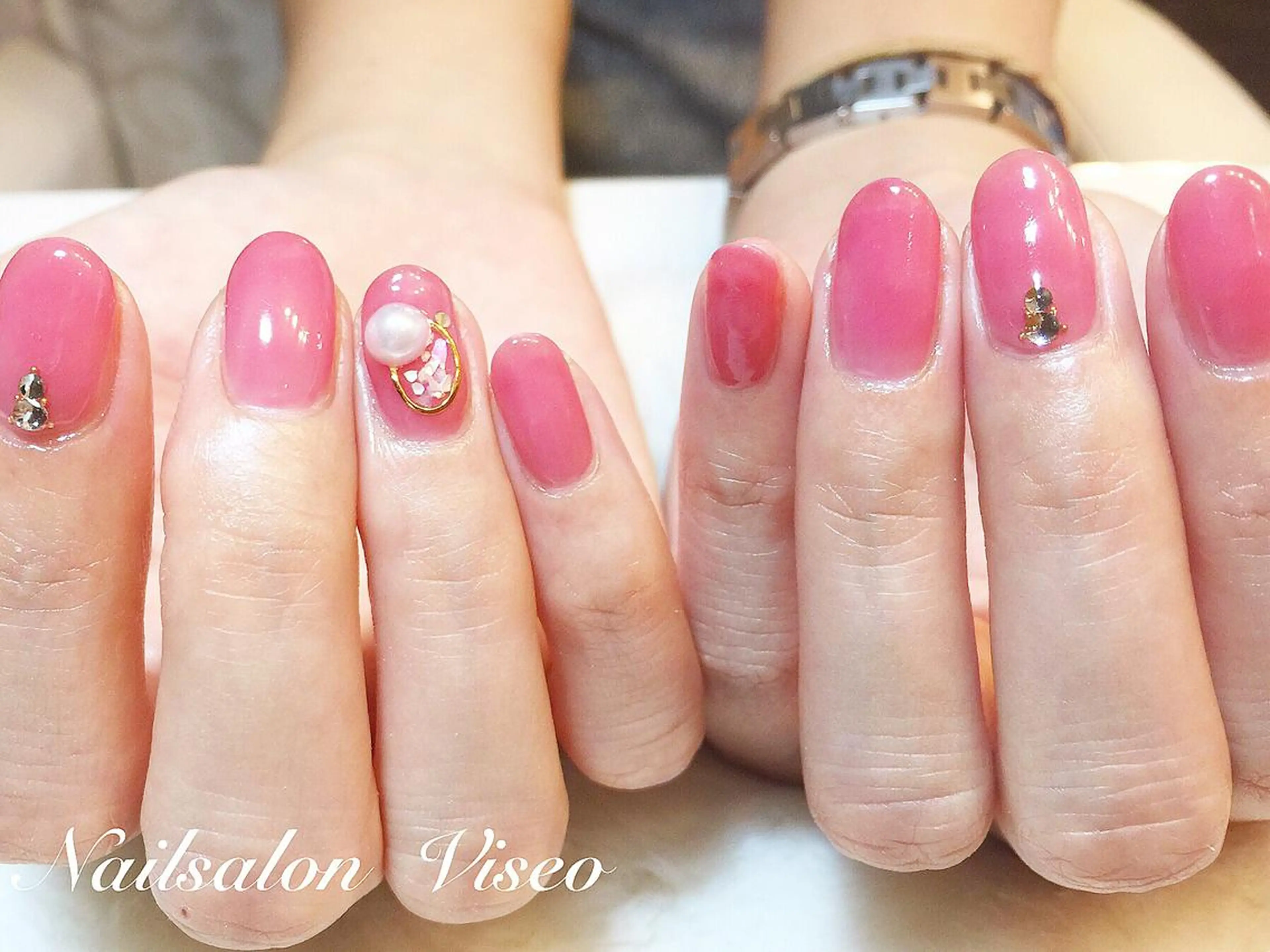 ネイル Viseo《6週間 長持ちパラジェル》のネイルデザイン